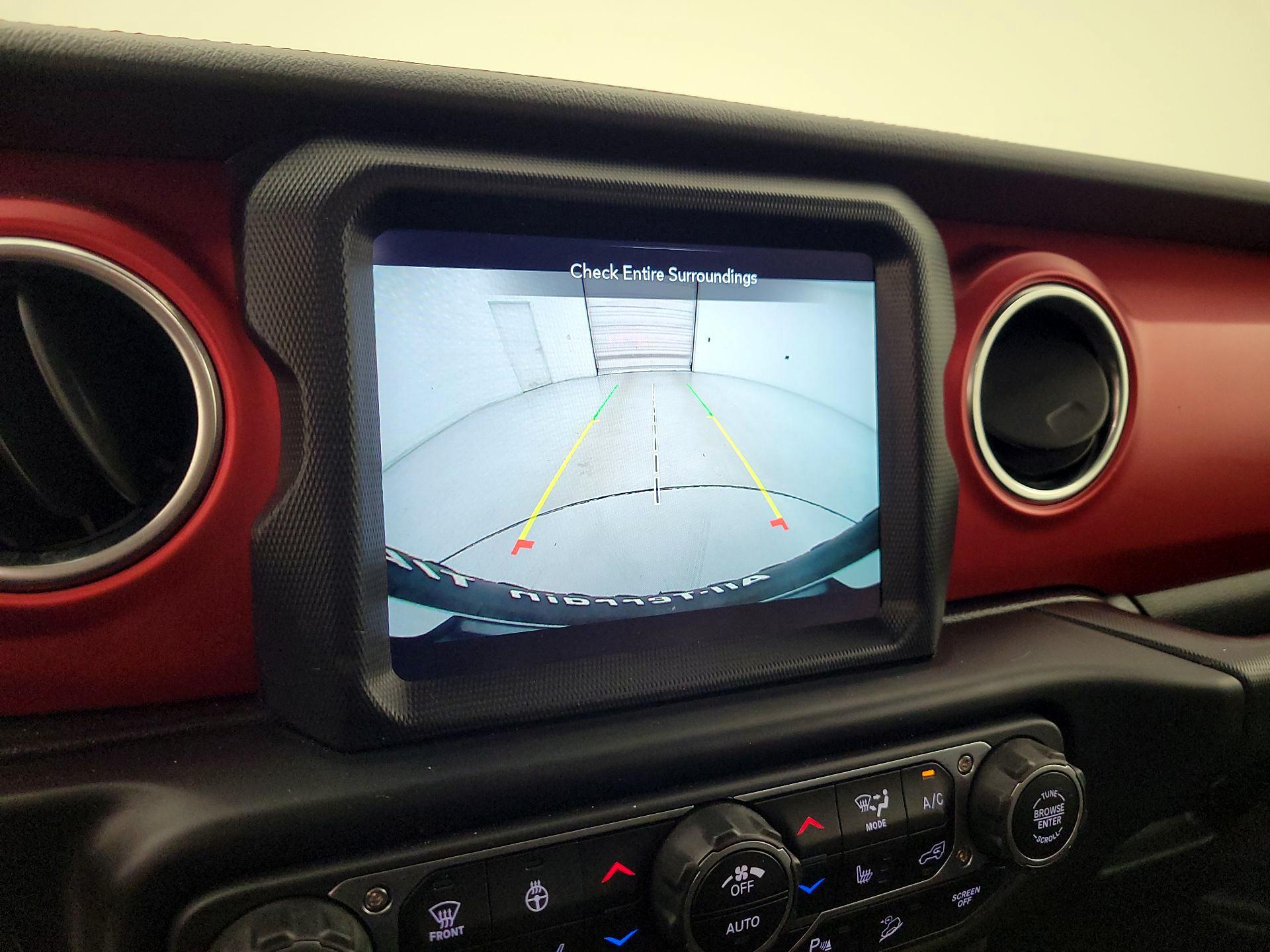 Thumbnail: 2021 Jeep Wrangler - 15