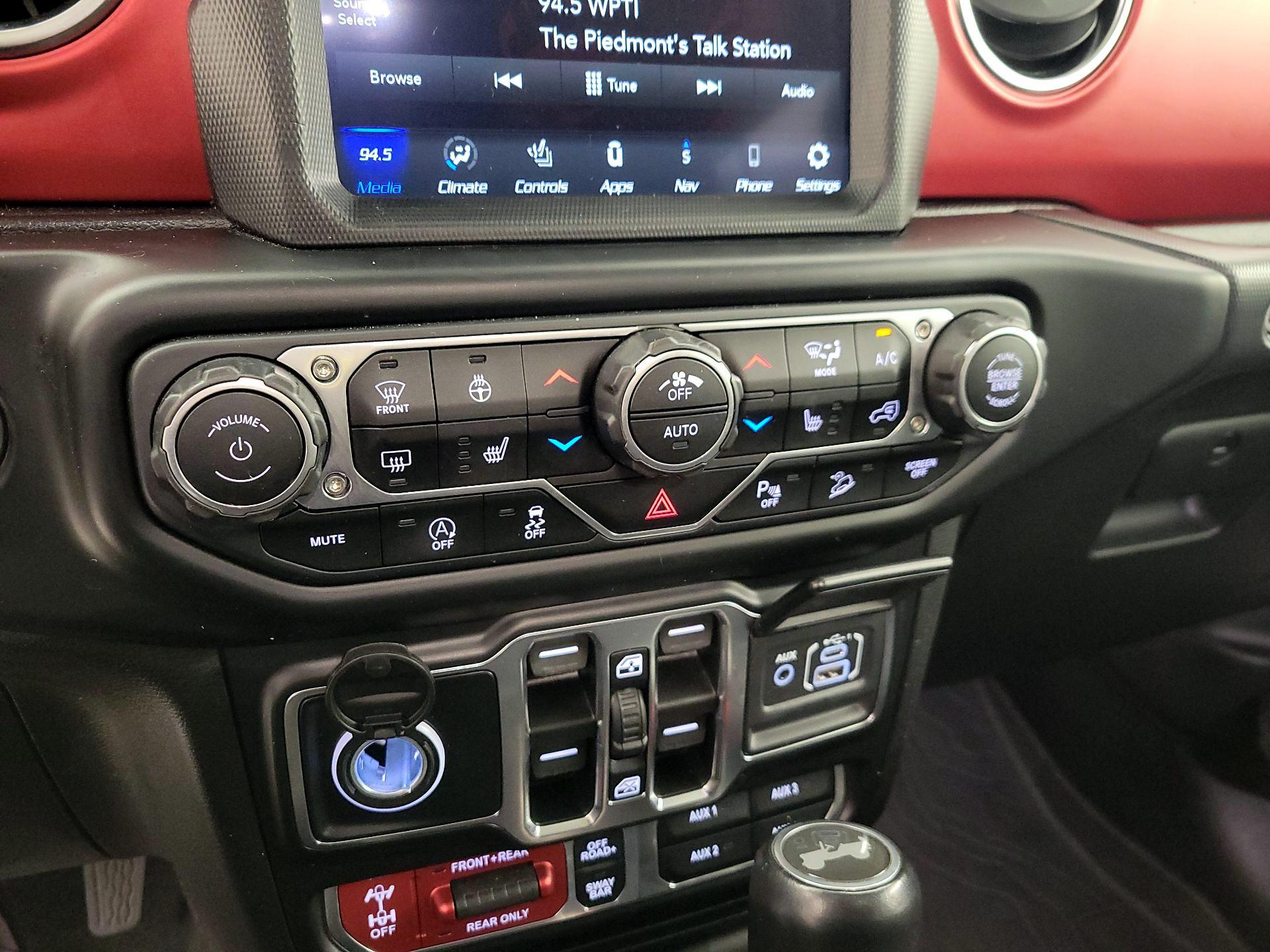 Thumbnail: 2021 Jeep Wrangler - 17