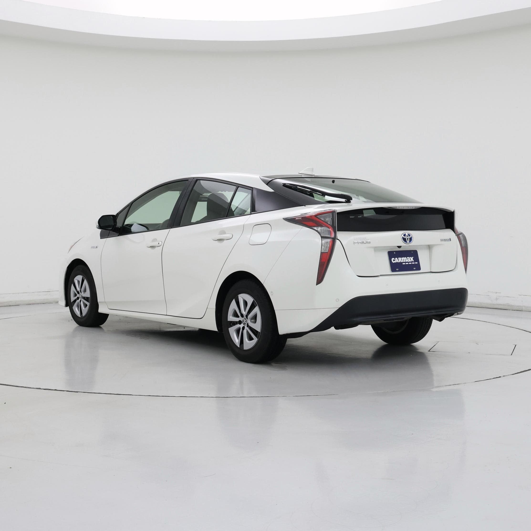 Thumbnail: 2017 Toyota Prius - 2