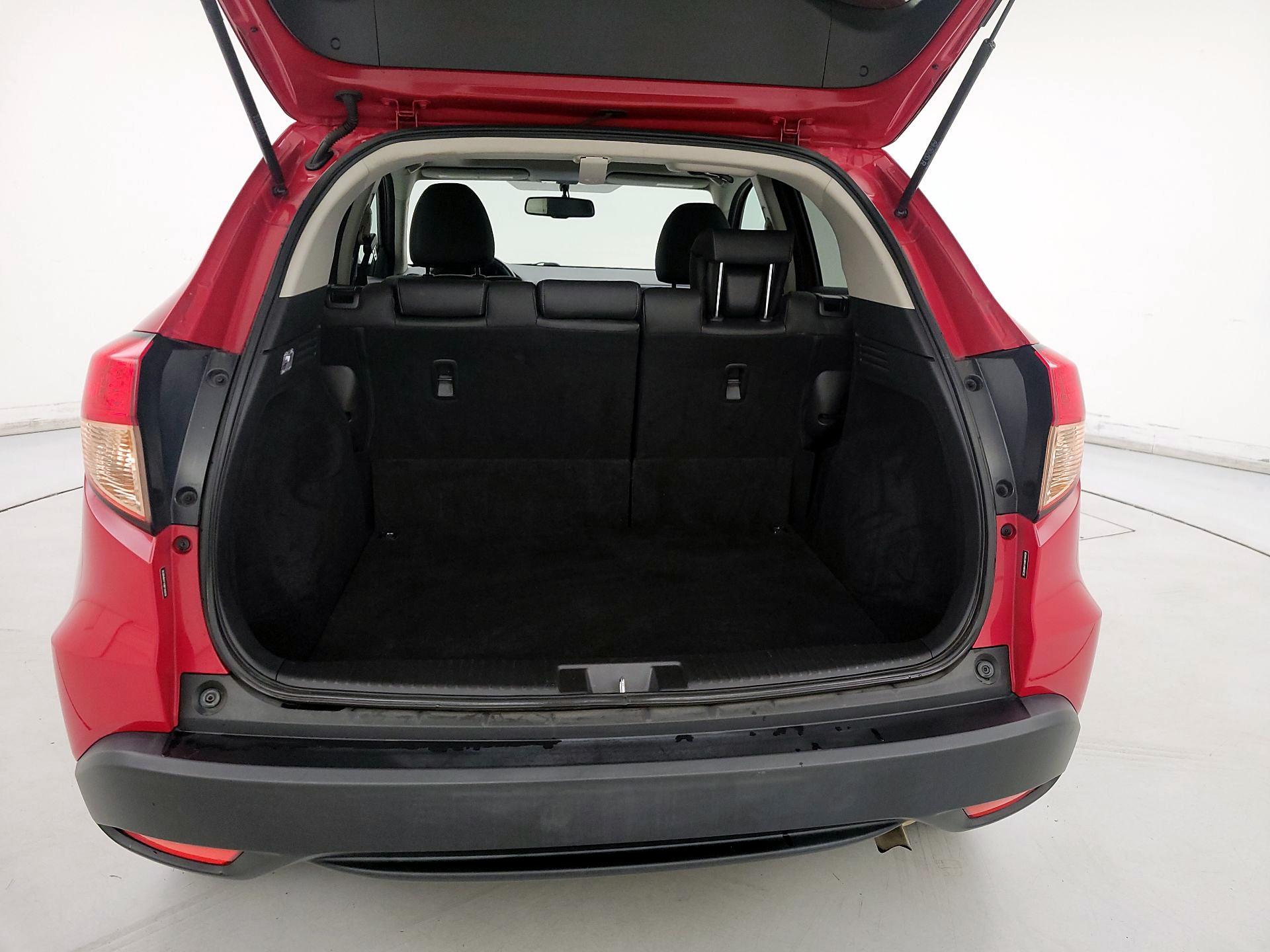 Thumbnail: 2016 Honda HR-V - 19