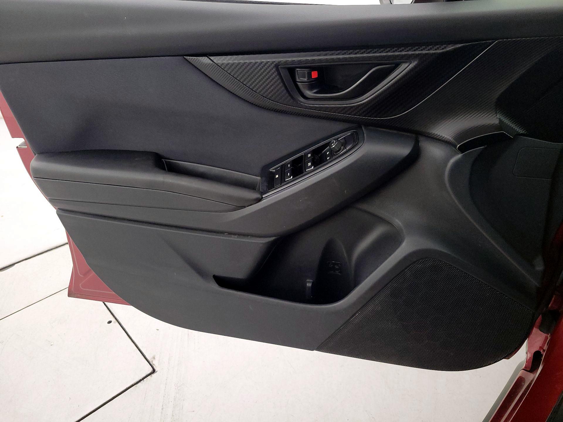 Thumbnail: 2018 Subaru Crosstrek - 12