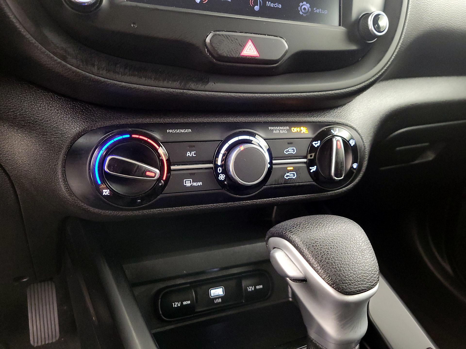 Thumbnail: 2023 Kia Soul - 16