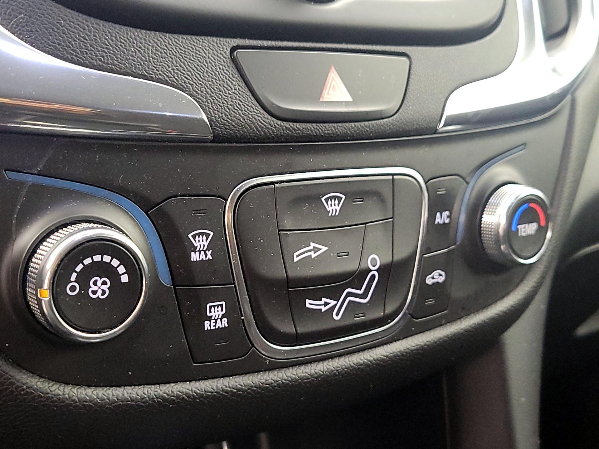 Thumbnail: 2019 Chevrolet Equinox - 16