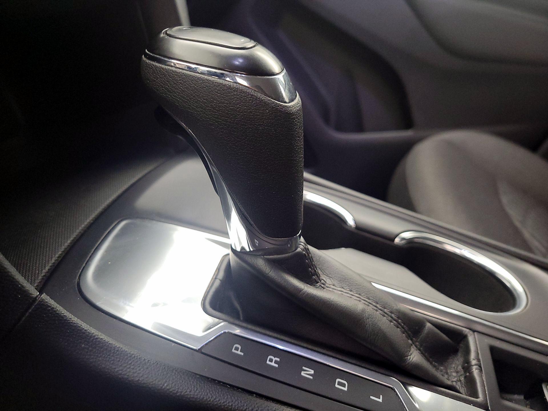 Thumbnail: 2019 Chevrolet Equinox - 17