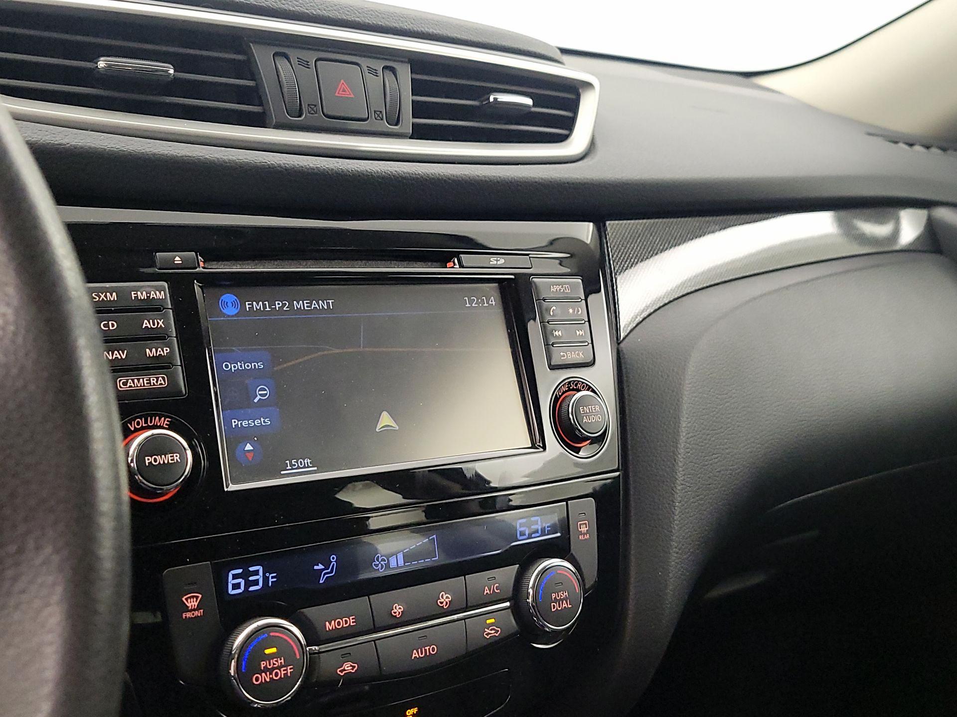 Thumbnail: 2014 Nissan Rogue - 14