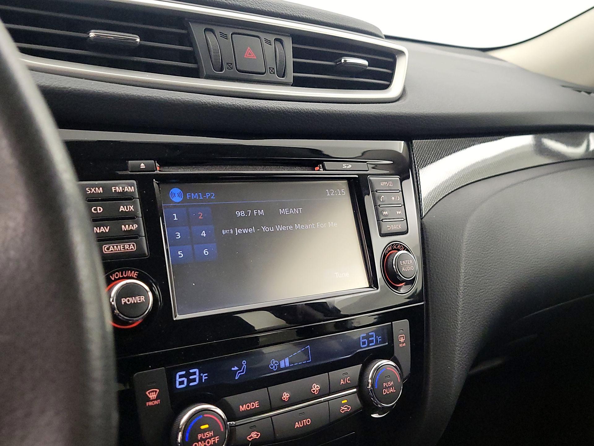 Thumbnail: 2014 Nissan Rogue - 16