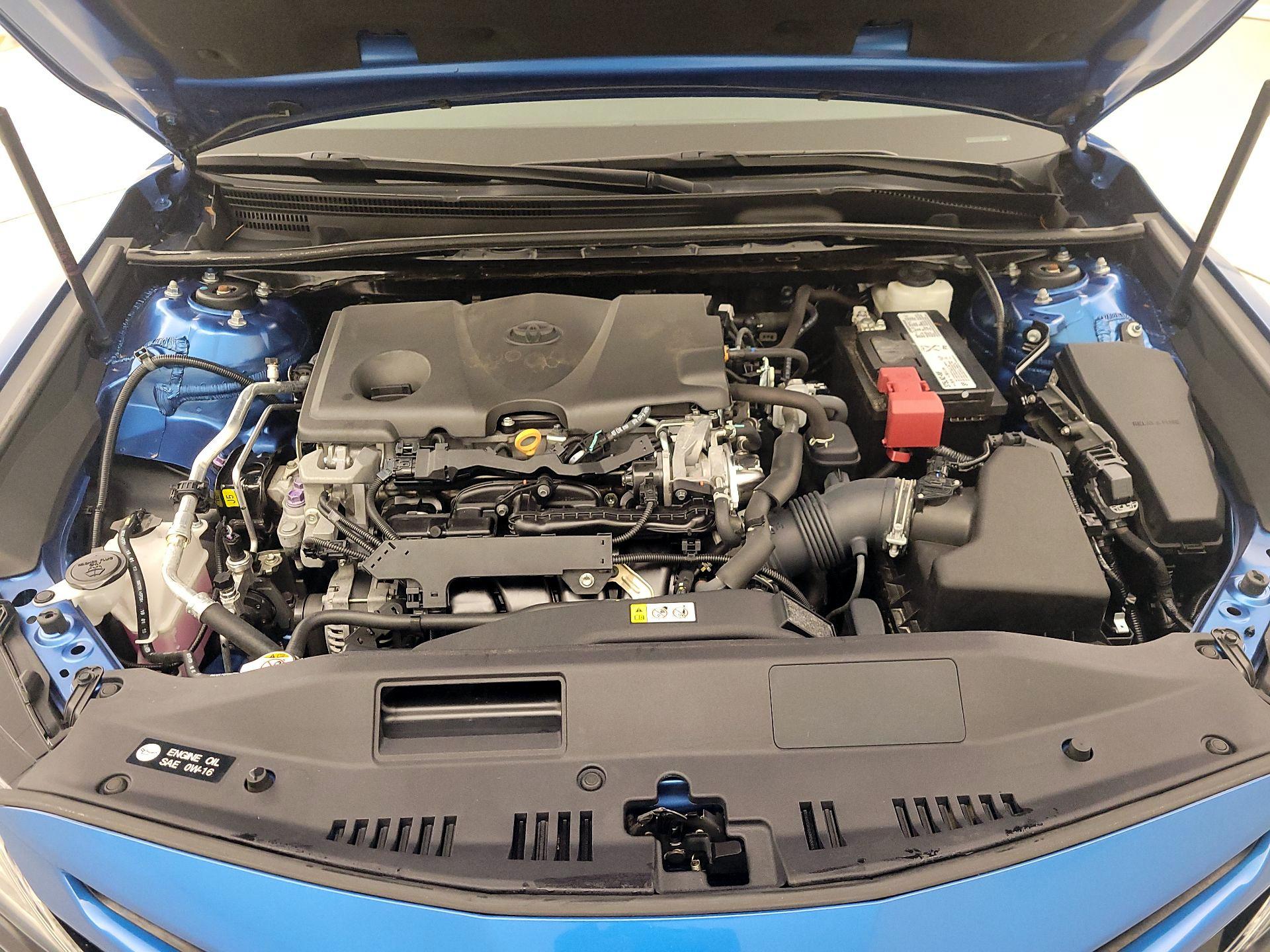 Thumbnail: 2019 Toyota Camry - 20