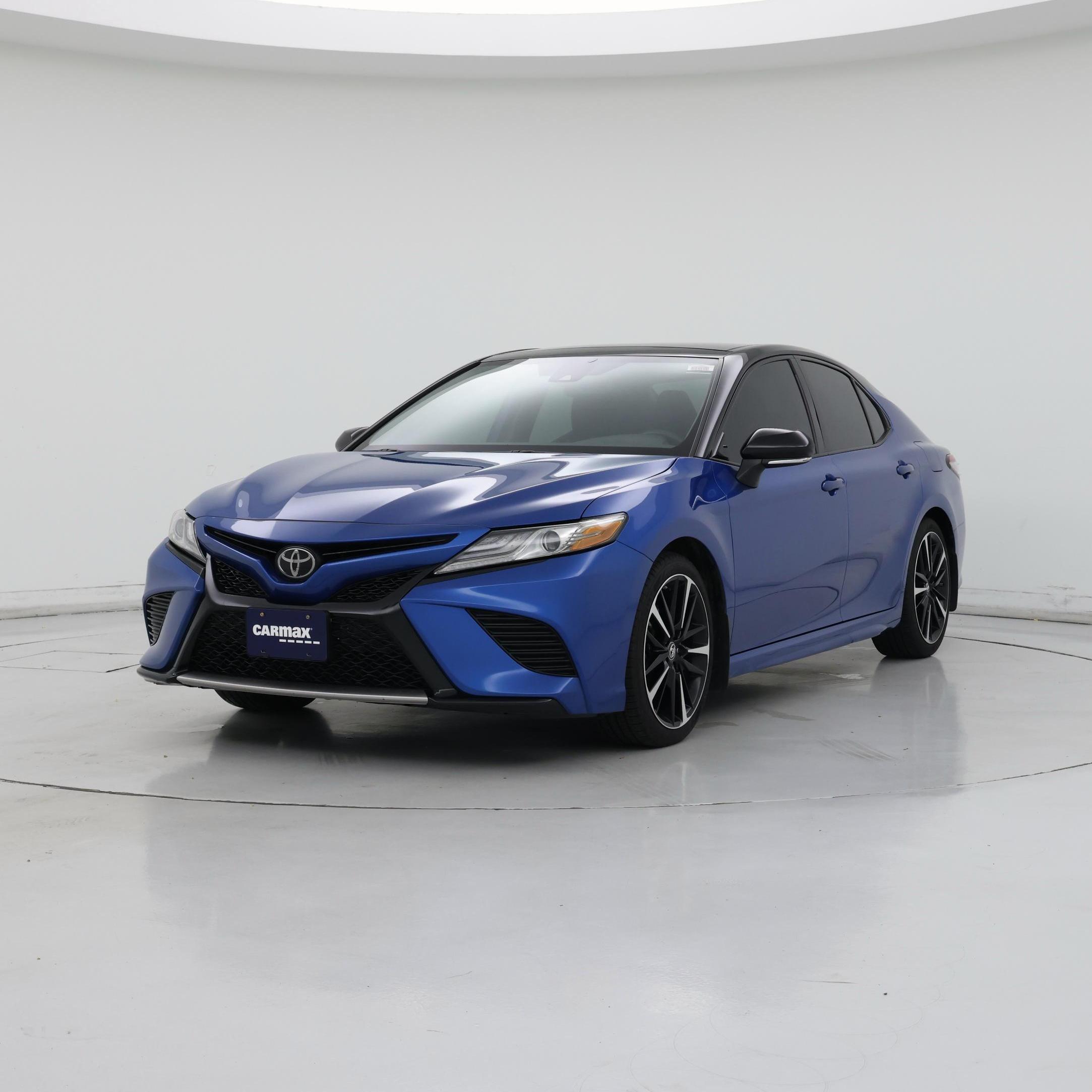 Thumbnail: 2019 Toyota Camry - 4