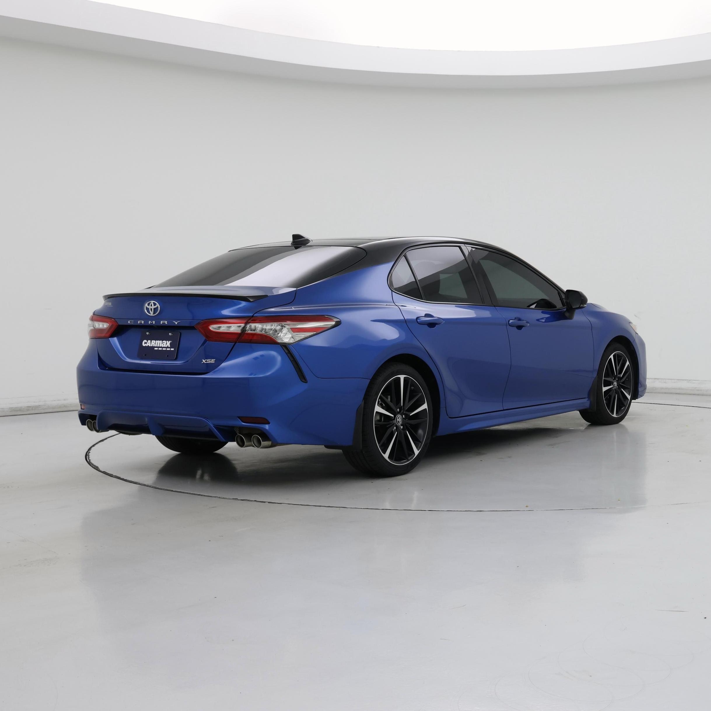 Thumbnail: 2019 Toyota Camry - 8
