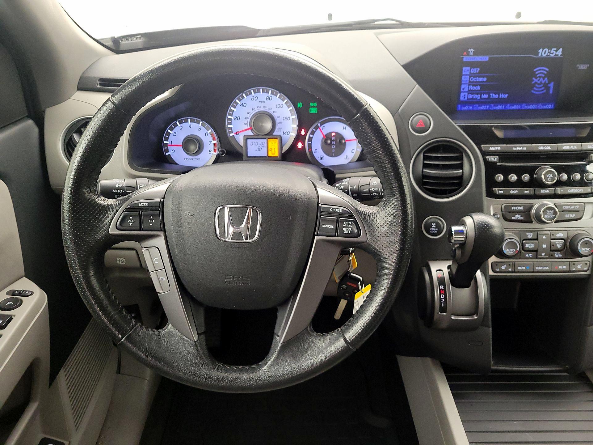 Thumbnail: 2015 Honda Pilot - 10