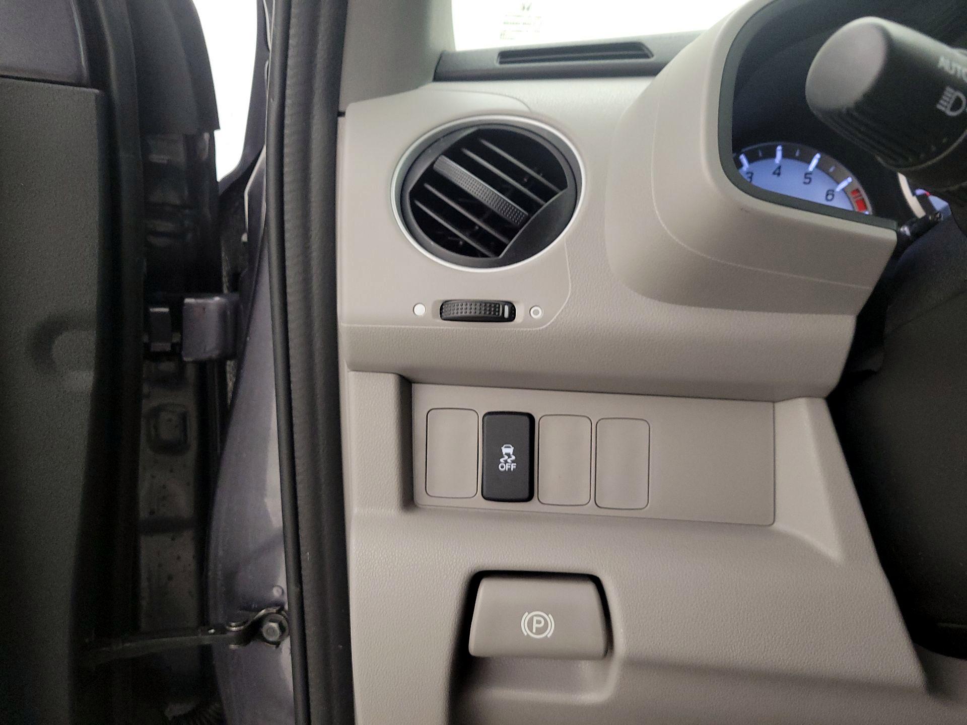 Thumbnail: 2015 Honda Pilot - 13