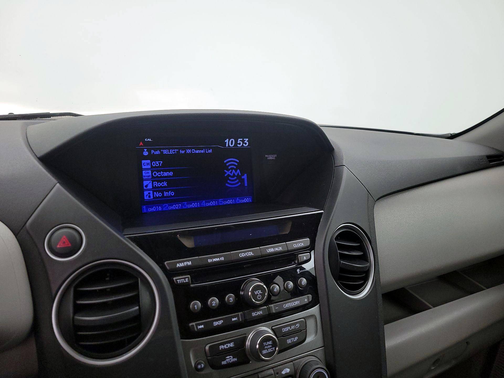 Thumbnail: 2015 Honda Pilot - 15