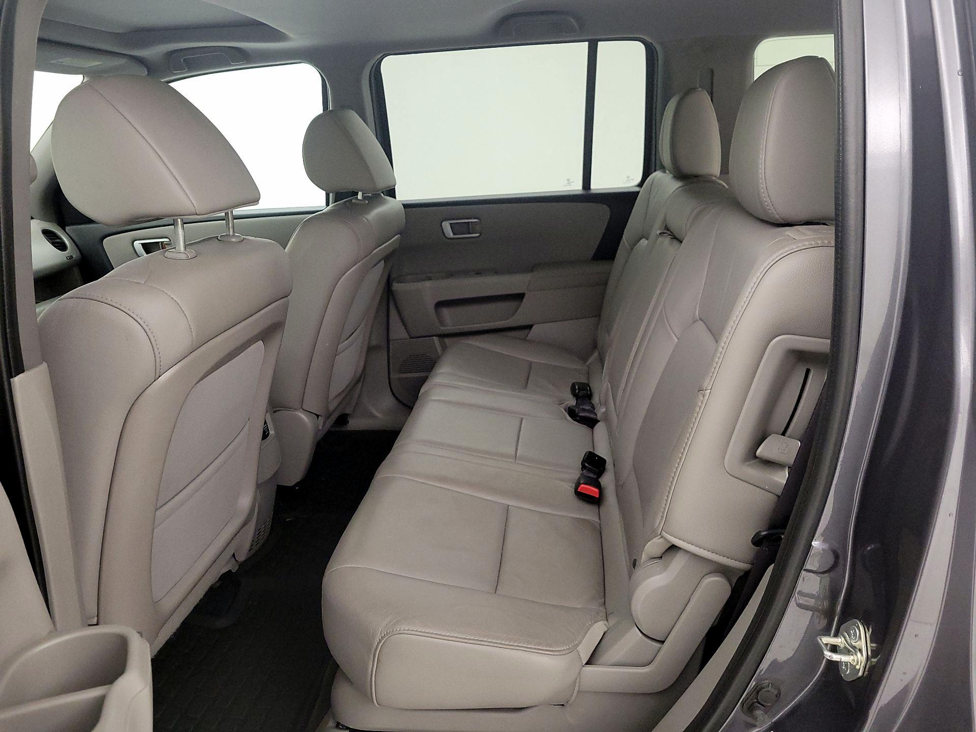 Thumbnail: 2015 Honda Pilot - 18