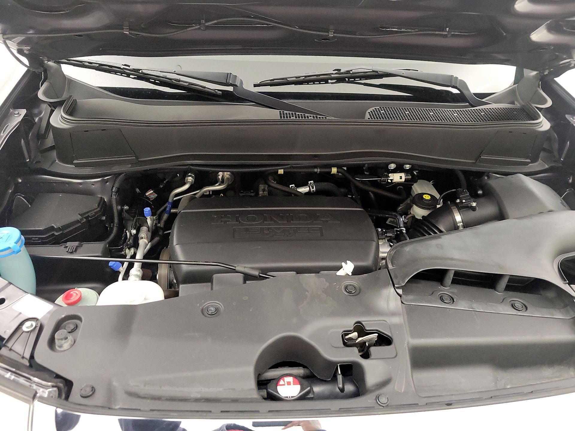 Thumbnail: 2015 Honda Pilot - 20