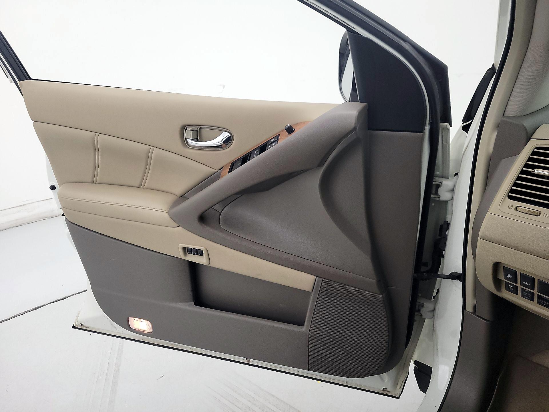 Thumbnail: 2014 Nissan Murano - 12