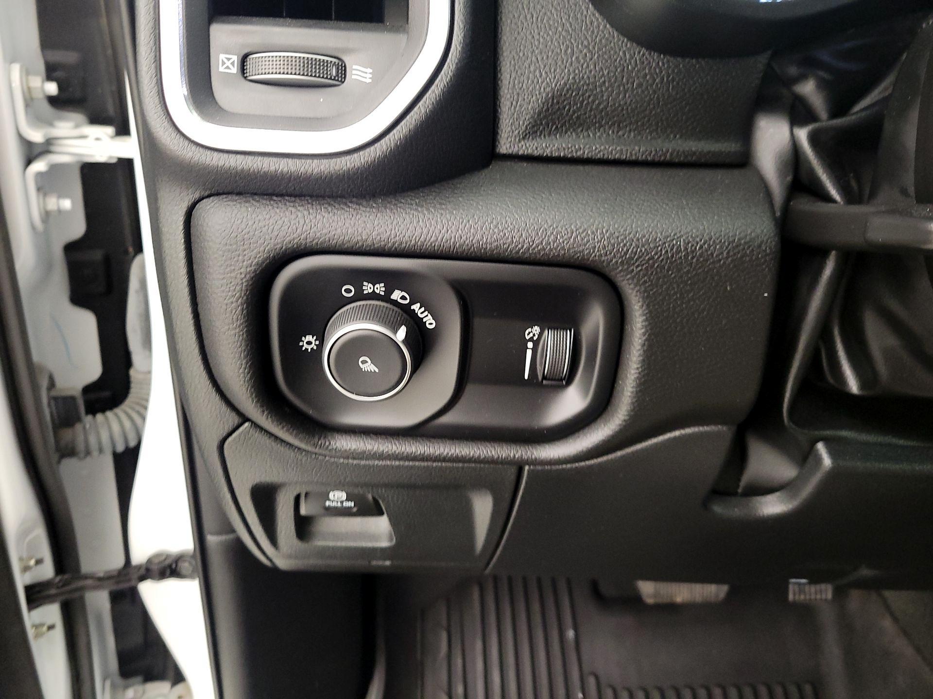 Thumbnail: 2024 RAM 1500 - 13