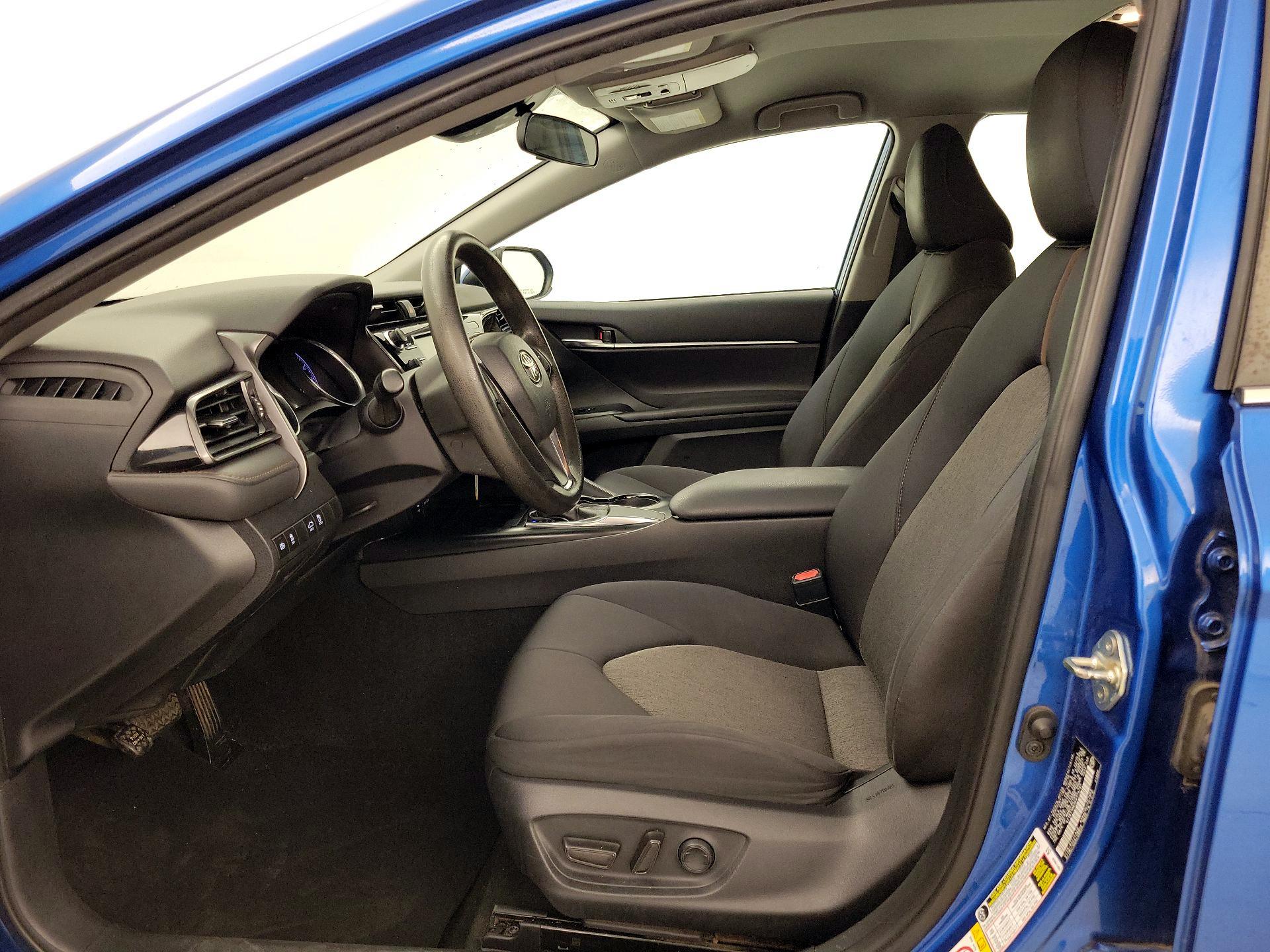 Thumbnail: 2019 Toyota Camry - 11