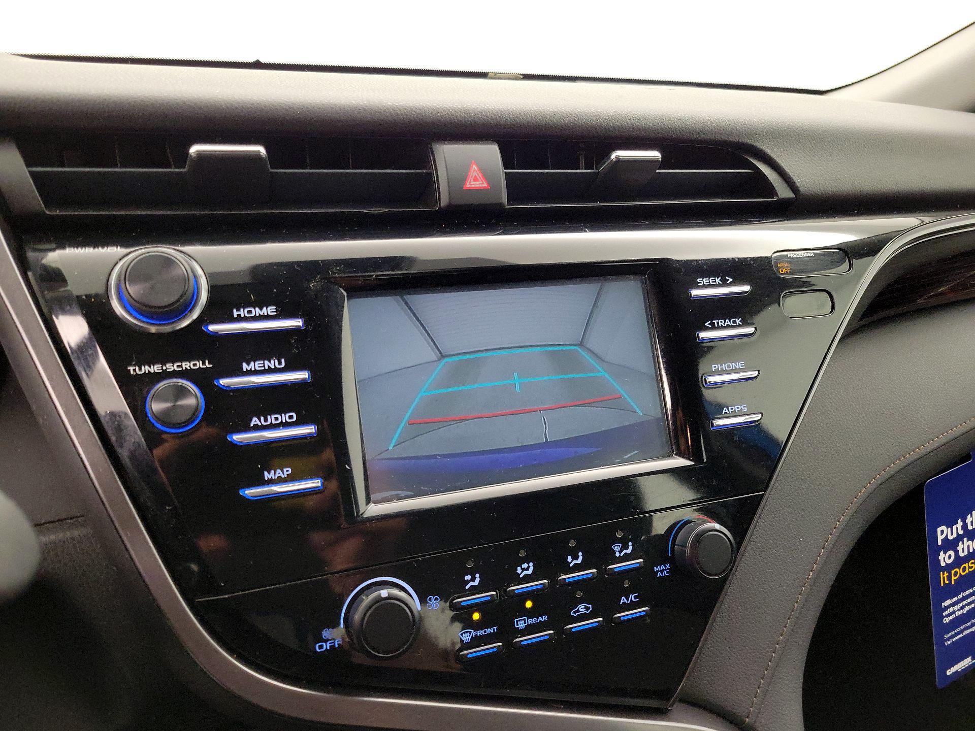 Thumbnail: 2019 Toyota Camry - 14