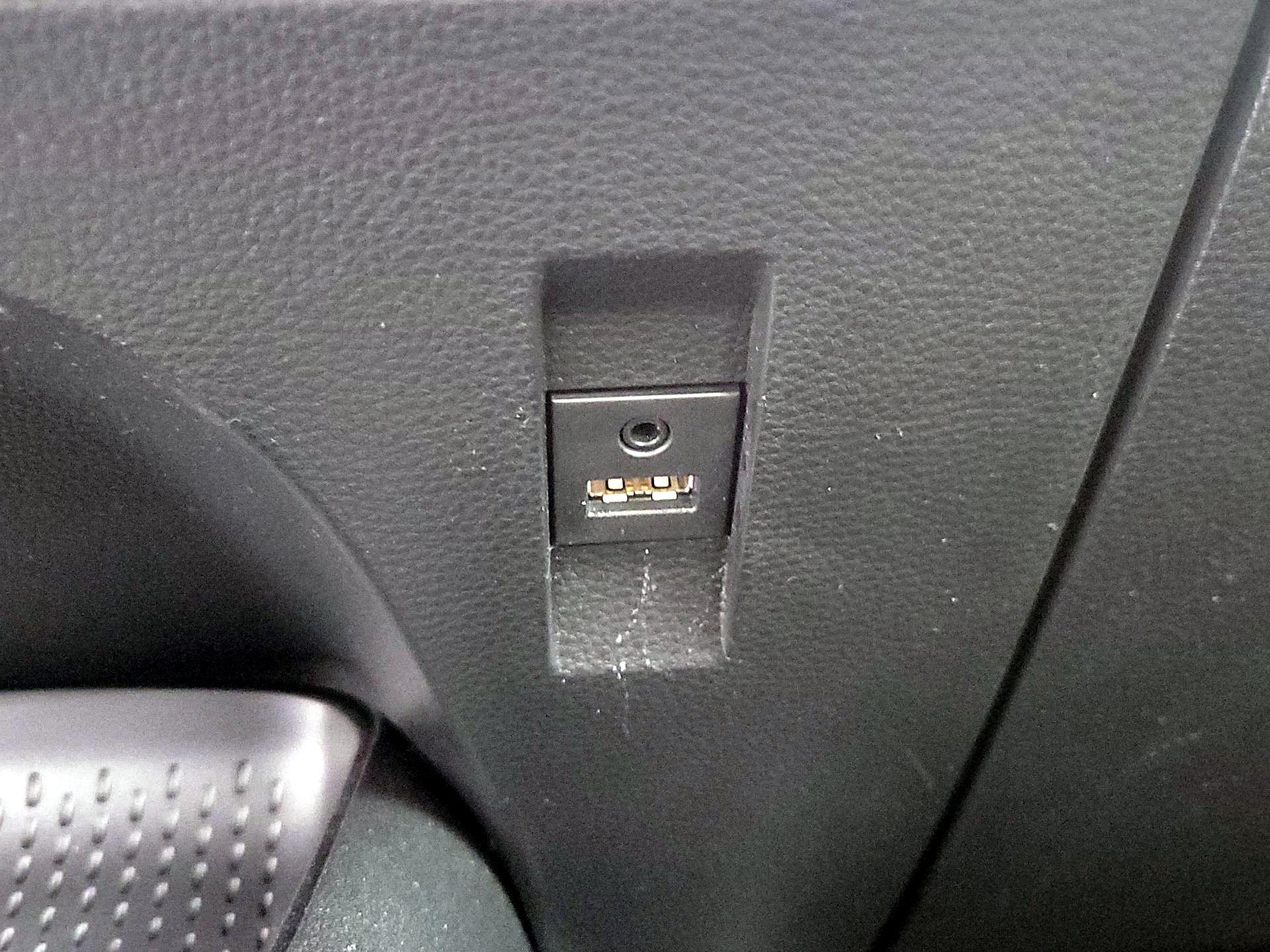 Thumbnail: 2020 Toyota Corolla - 18