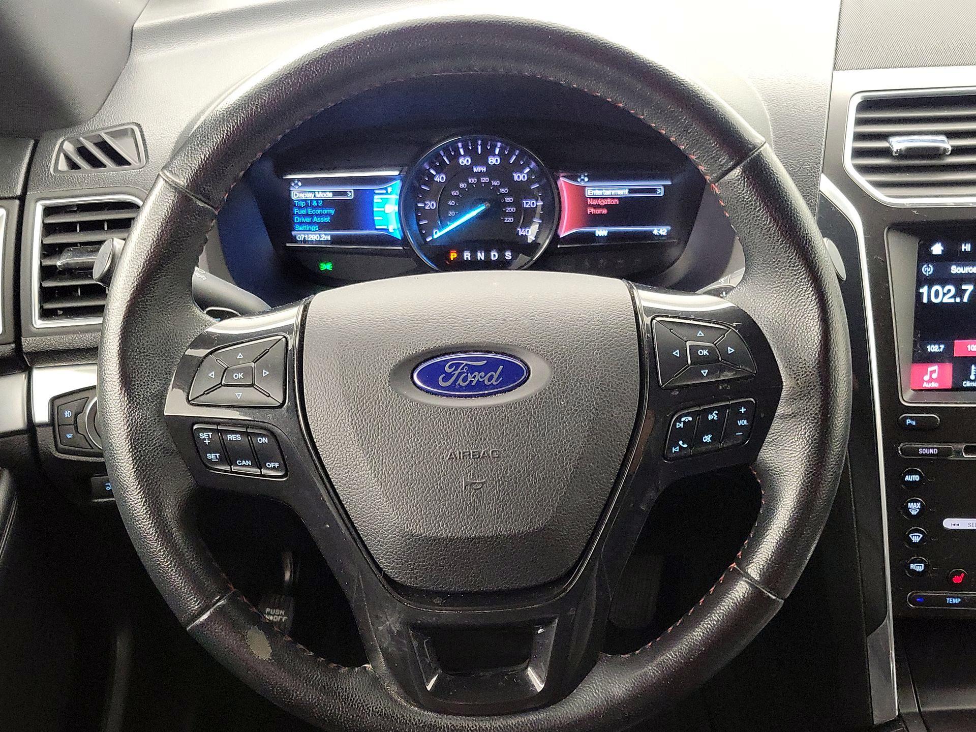 Thumbnail: 2017 Ford Explorer - 10