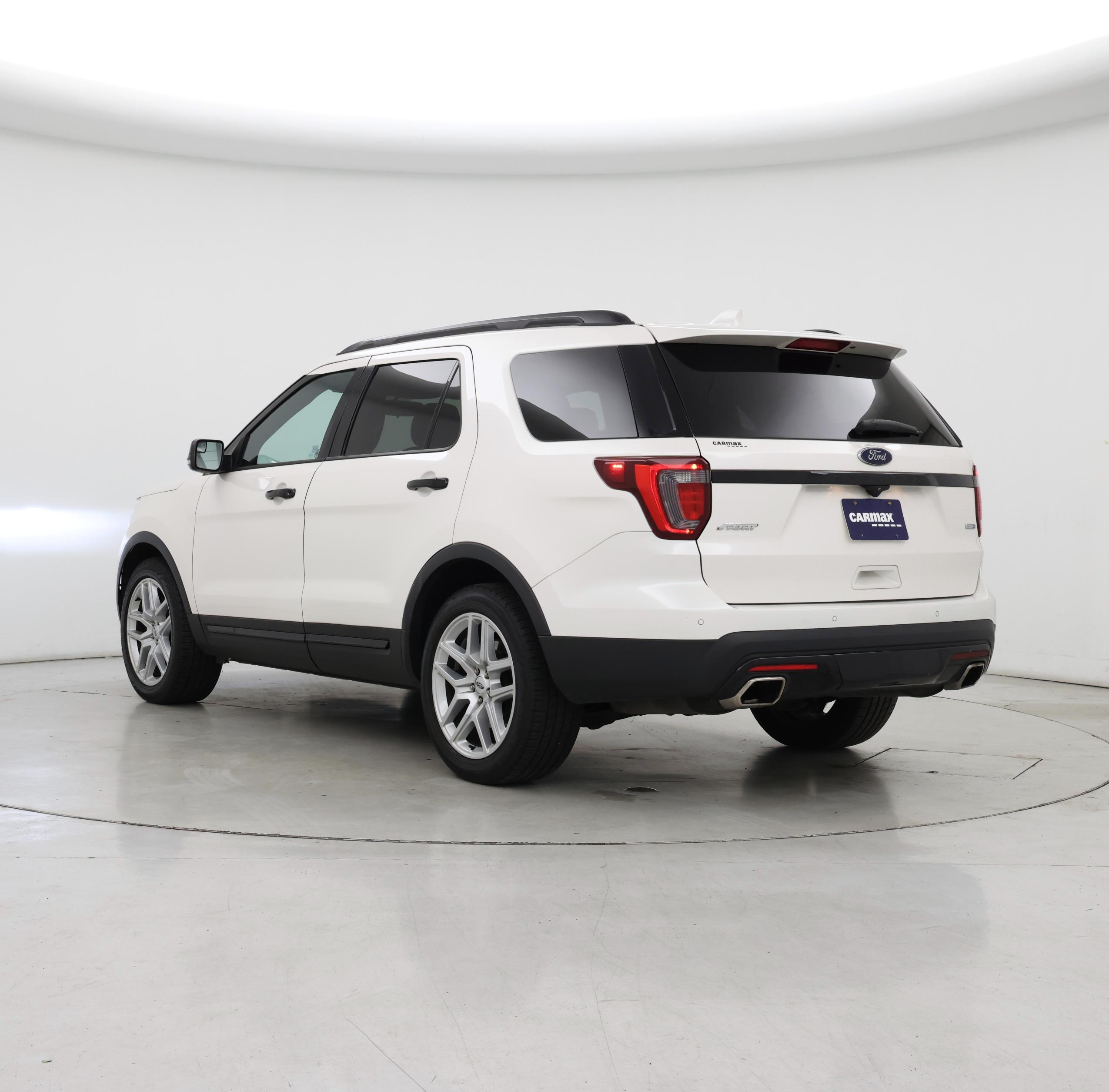 Thumbnail: 2017 Ford Explorer - 2