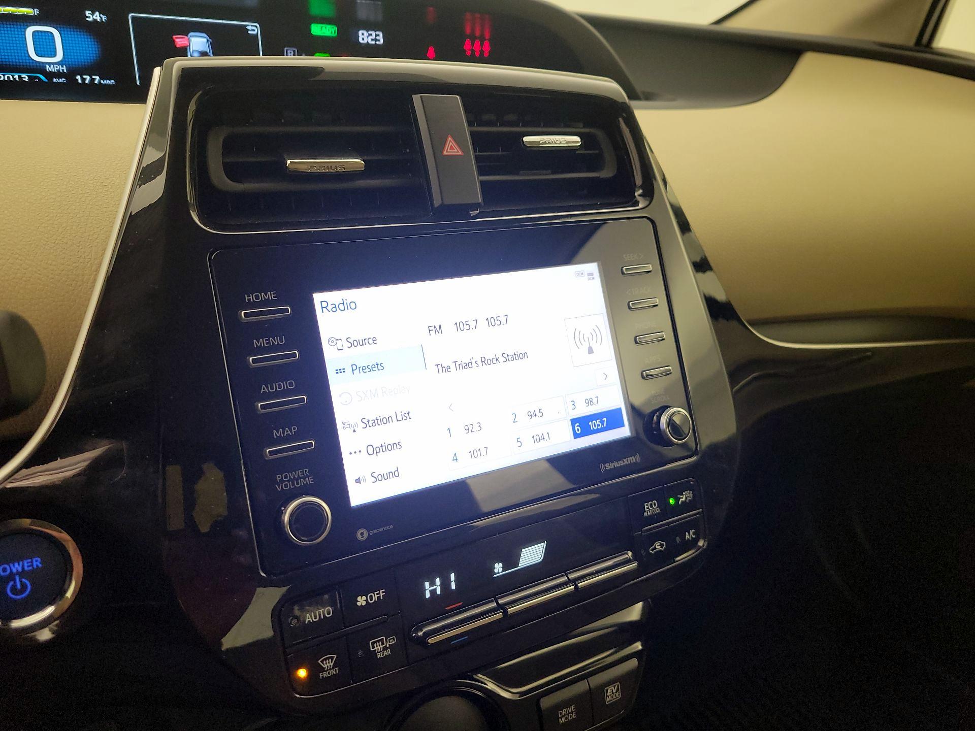 Thumbnail: 2022 Toyota Prius - 15