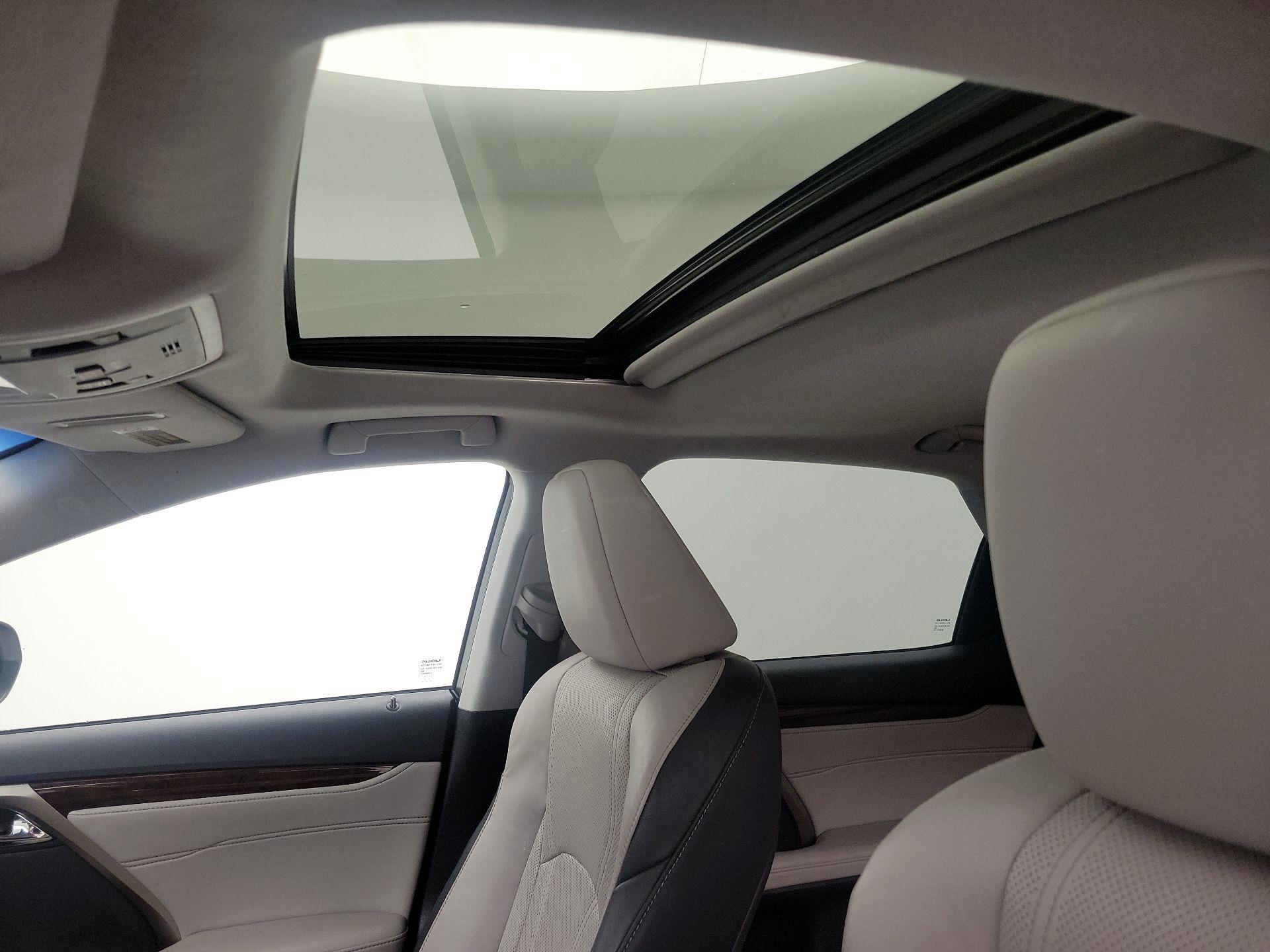 Thumbnail: 2019 Lexus RX - 20