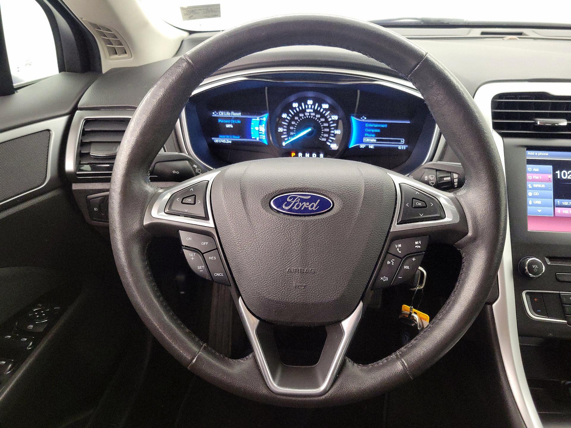 Thumbnail: 2016 Ford Fusion - 10