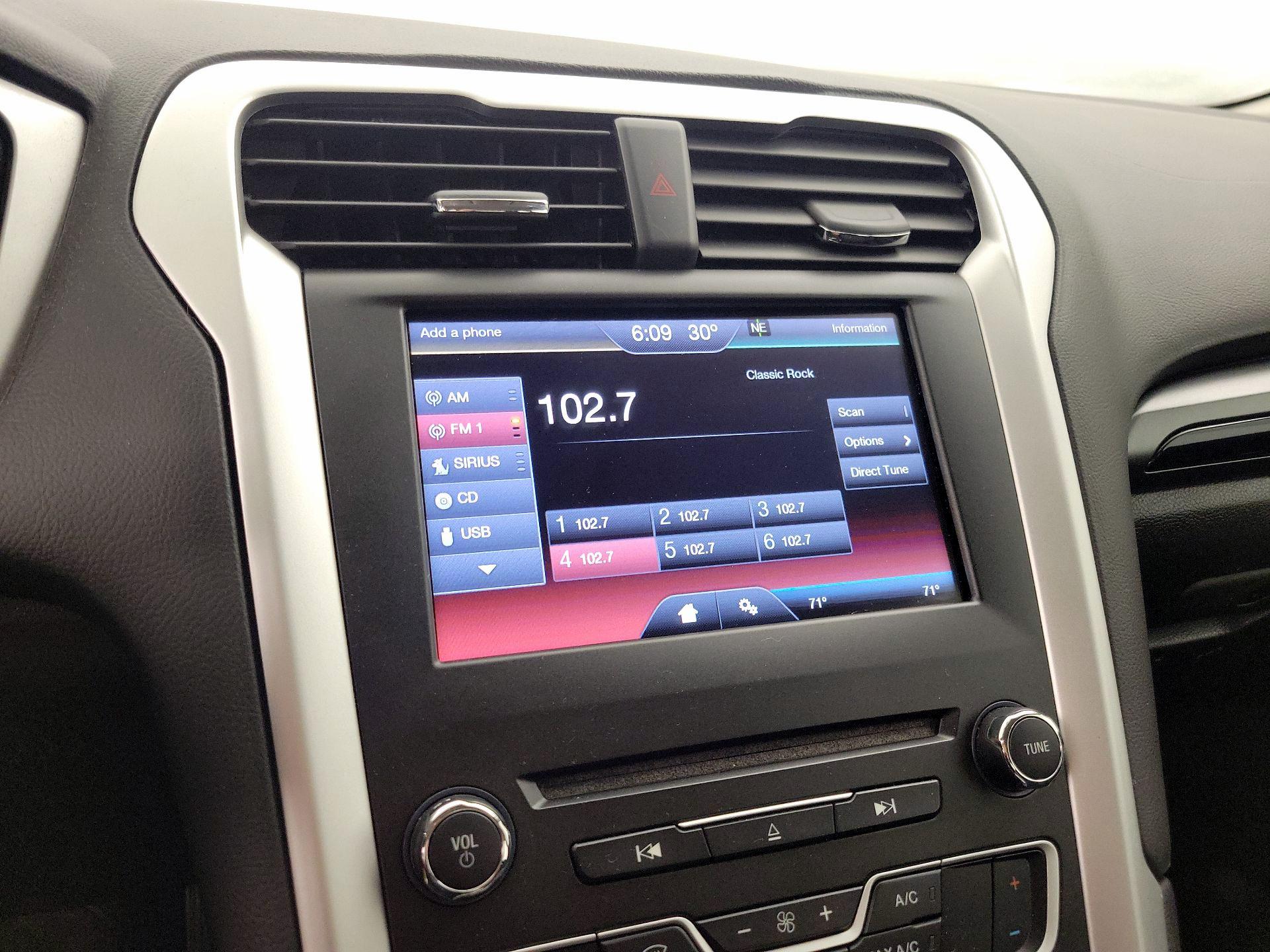 Thumbnail: 2016 Ford Fusion - 15