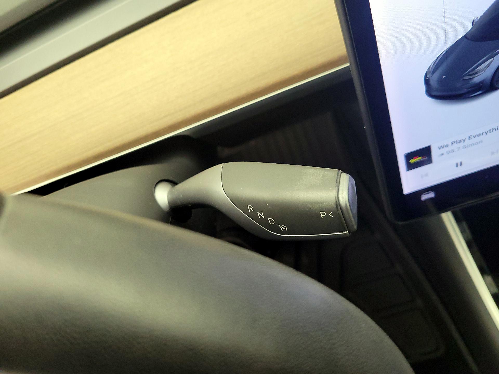 Thumbnail: 2019 Tesla Model 3 - 17