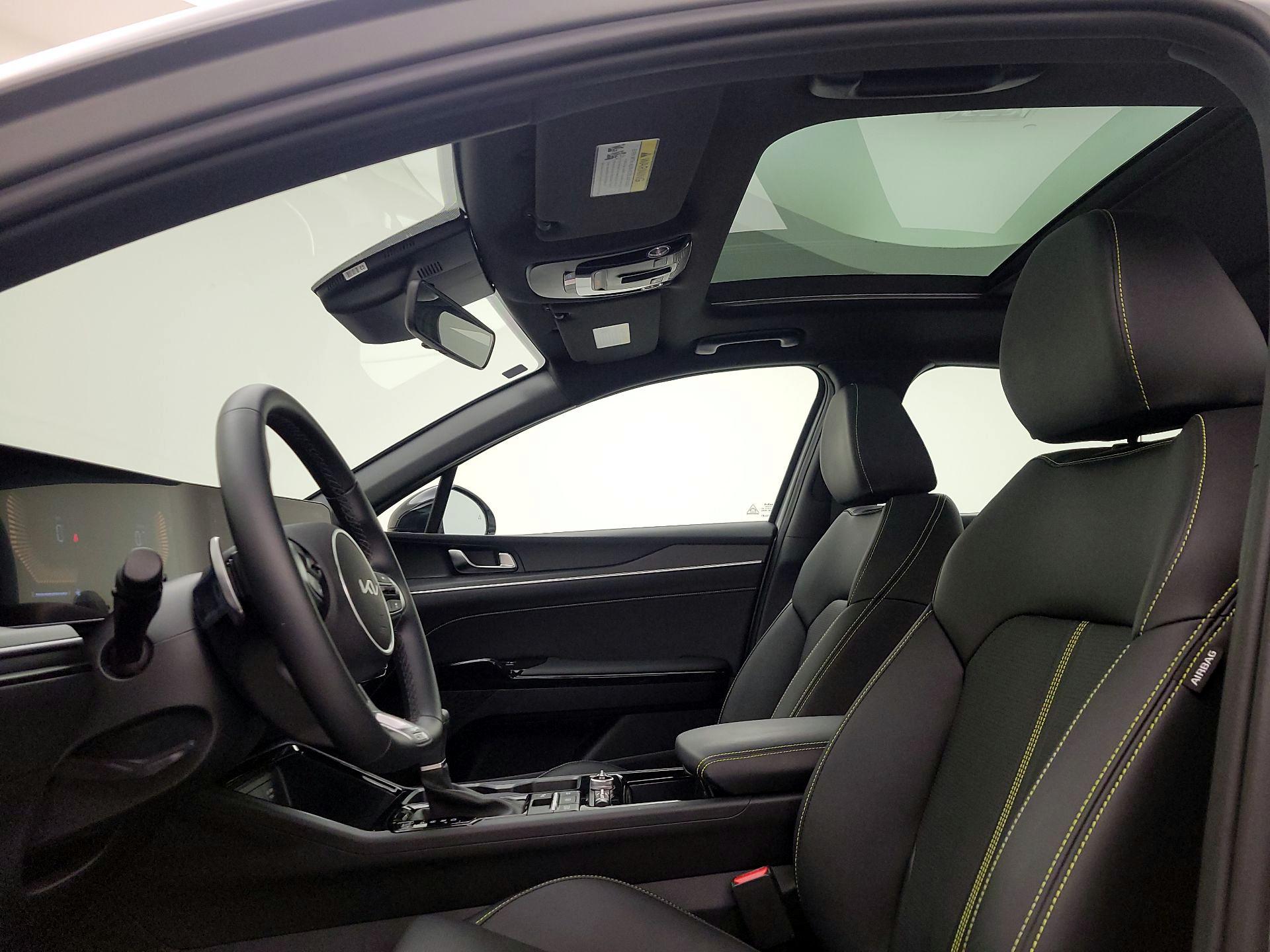 Thumbnail: 2025 Kia K5 - 20