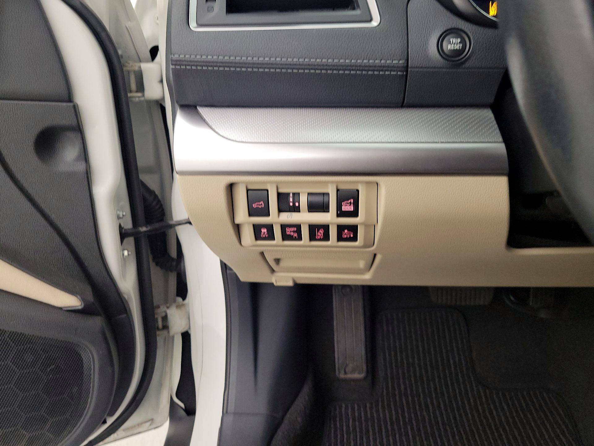 Thumbnail: 2018 Subaru Outback - 13