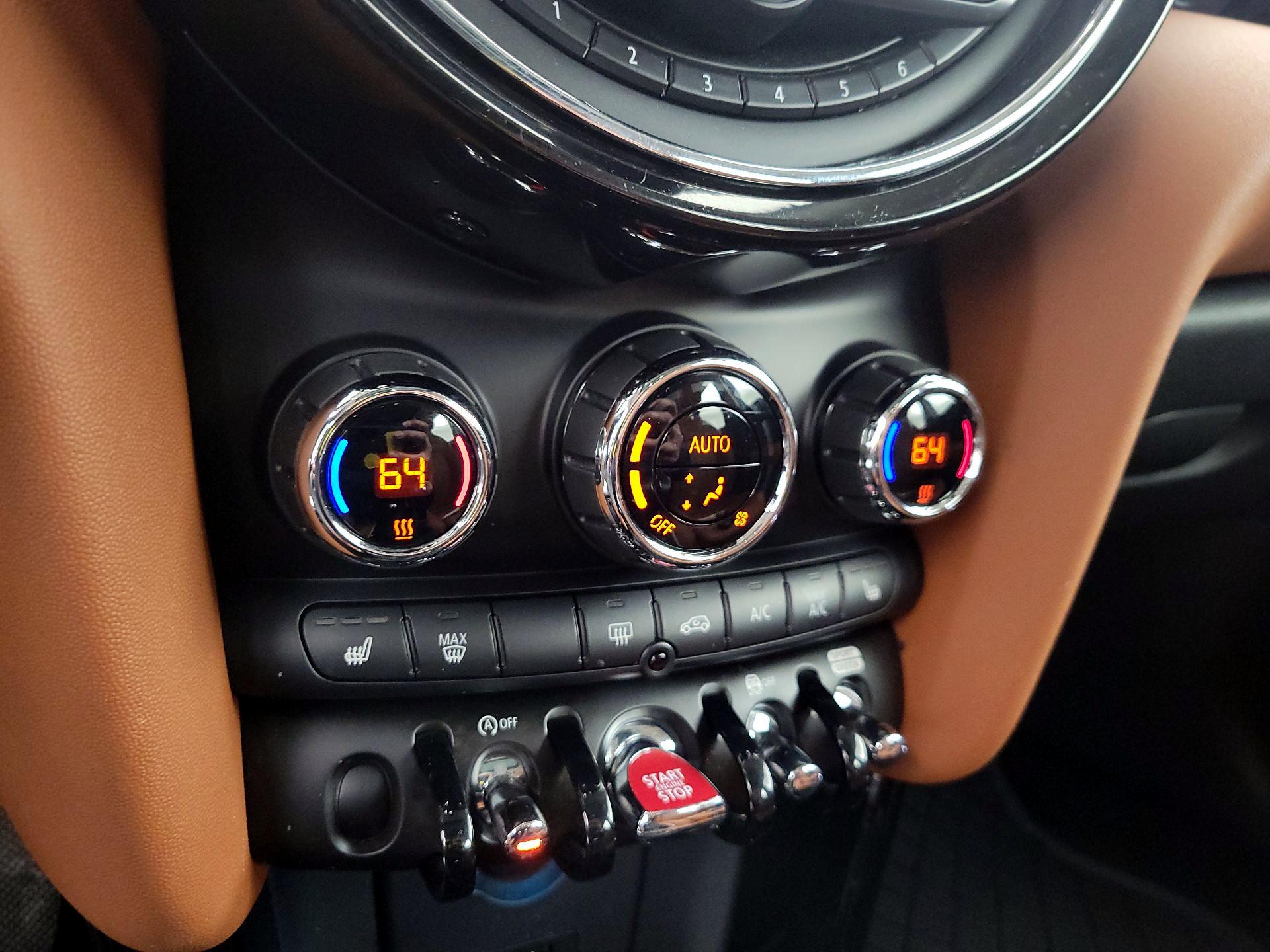 Thumbnail: 2019 MINI Cooper Hardtop - 15