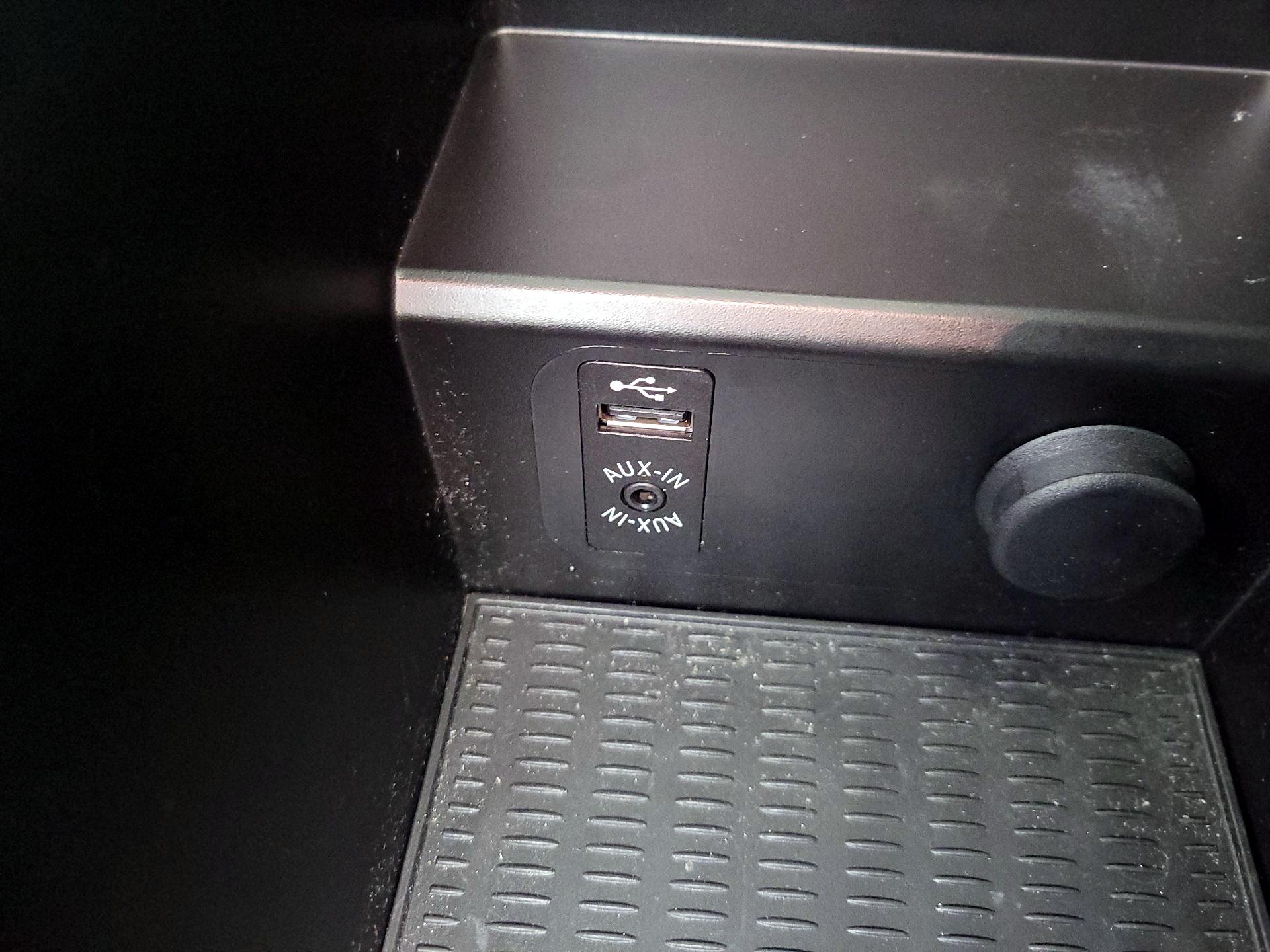 Thumbnail: 2016 BMW X3 - 19