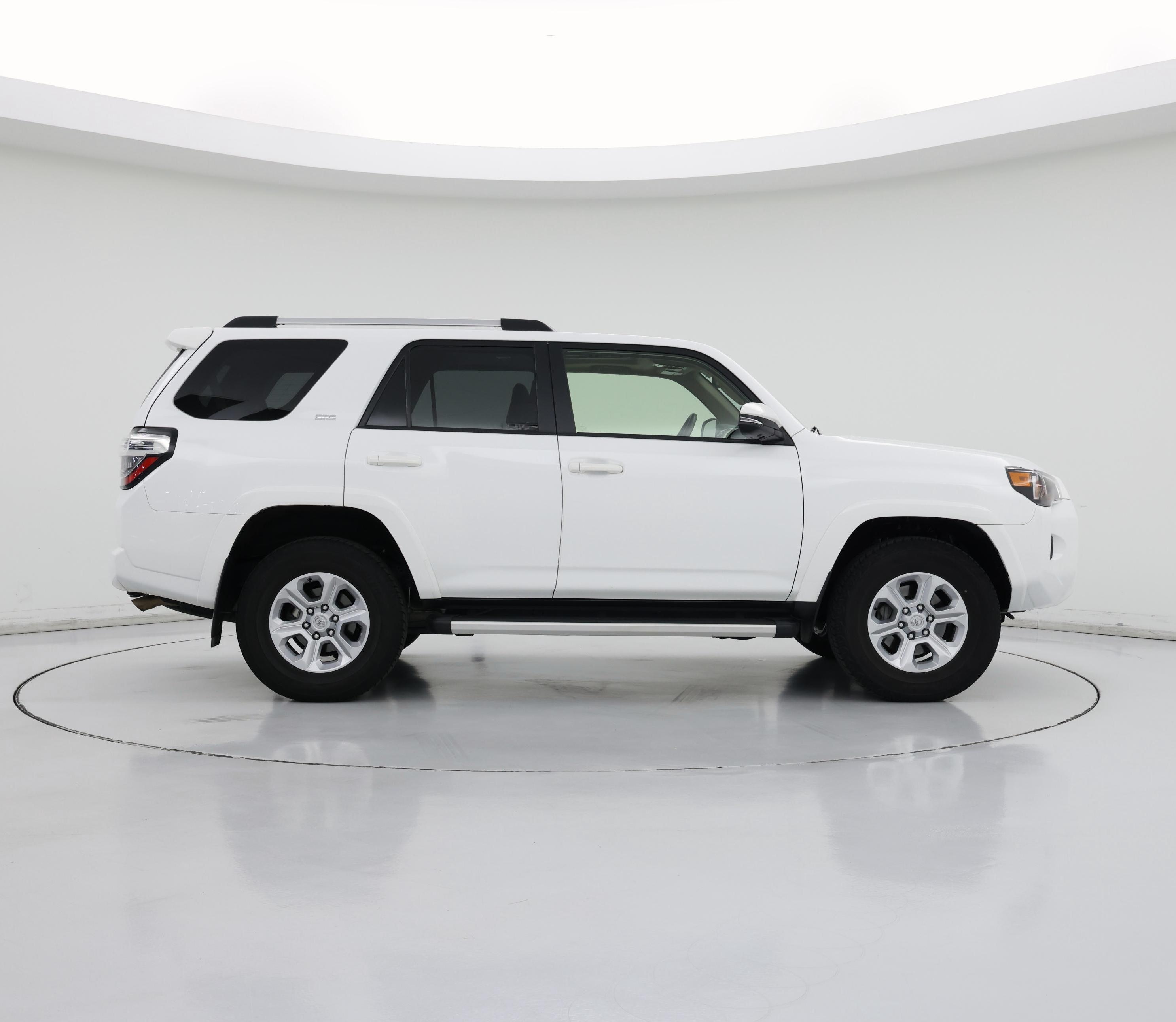 Thumbnail: 2024 Toyota 4Runner - 7