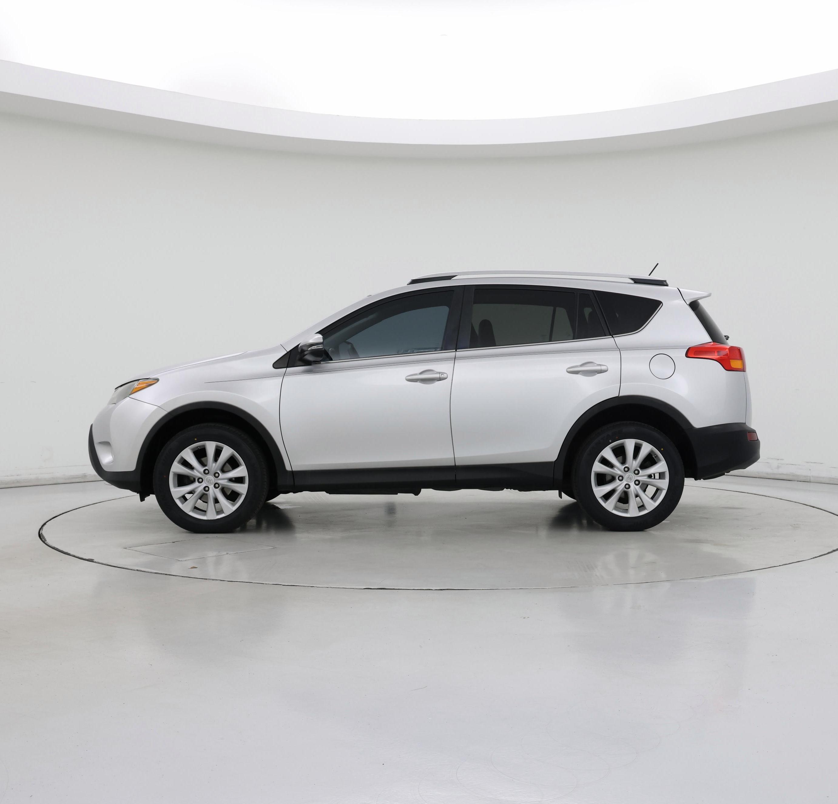 Thumbnail: 2015 Toyota RAV4 - 3