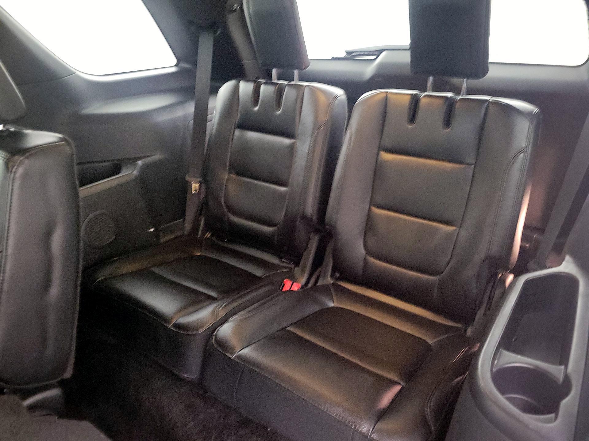 Thumbnail: 2016 Ford Explorer - 20