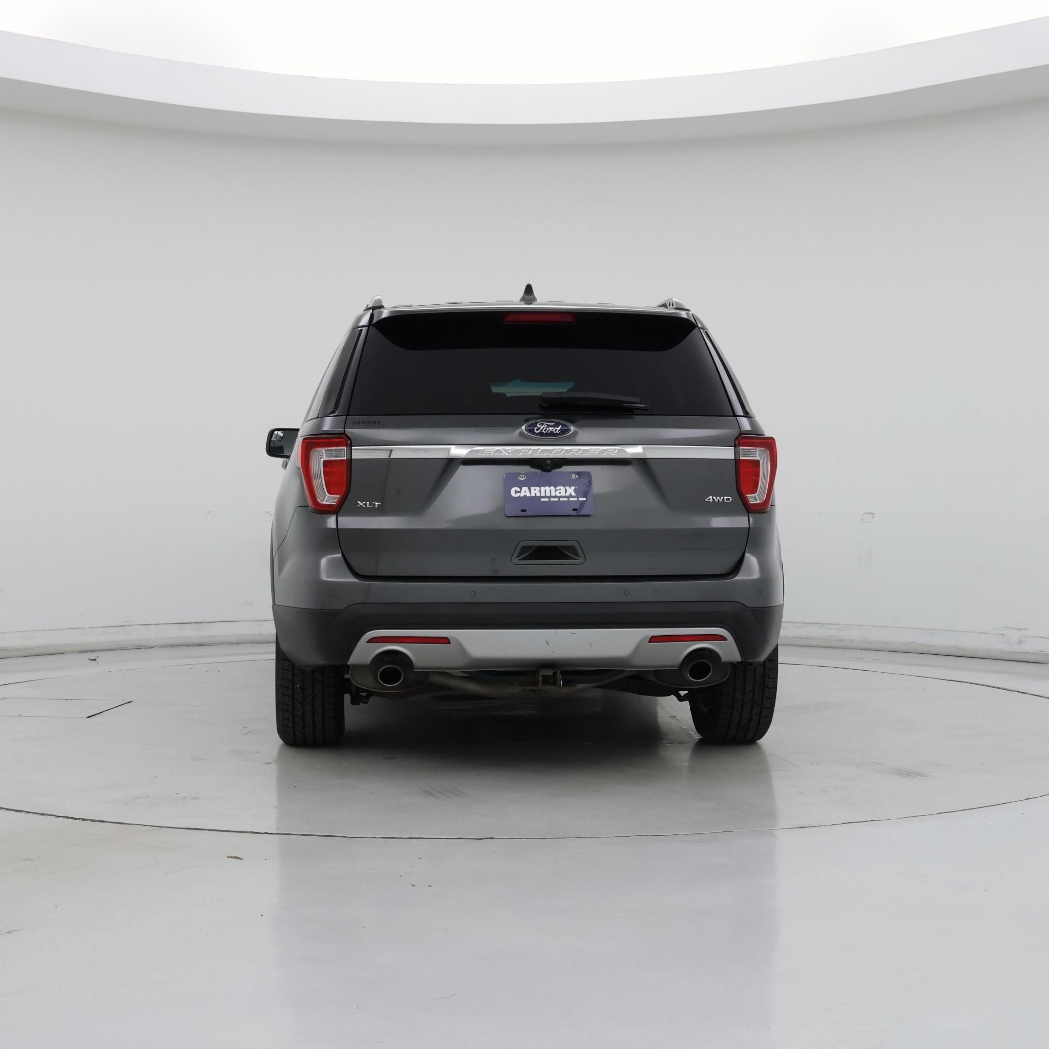 Thumbnail: 2016 Ford Explorer - 6