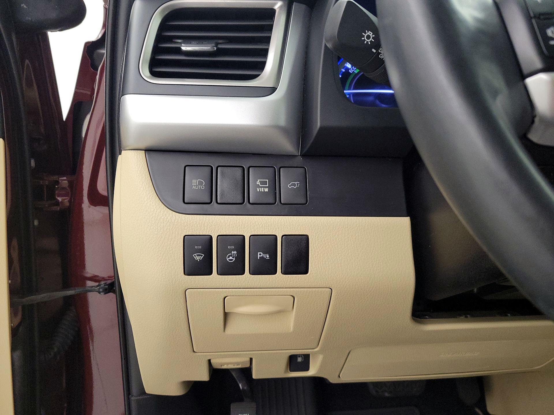 Thumbnail: 2019 Toyota Highlander - 13