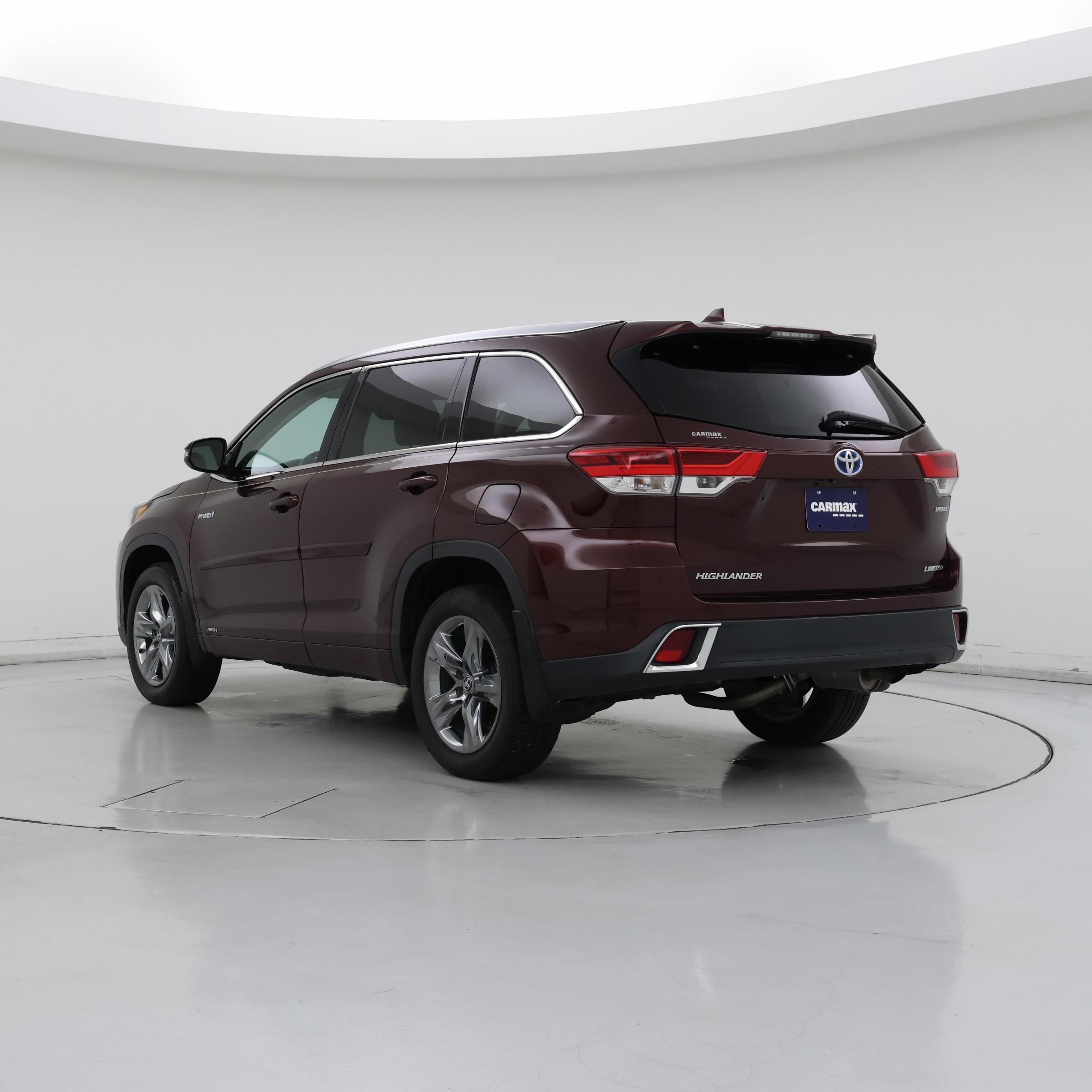 Thumbnail: 2019 Toyota Highlander - 2