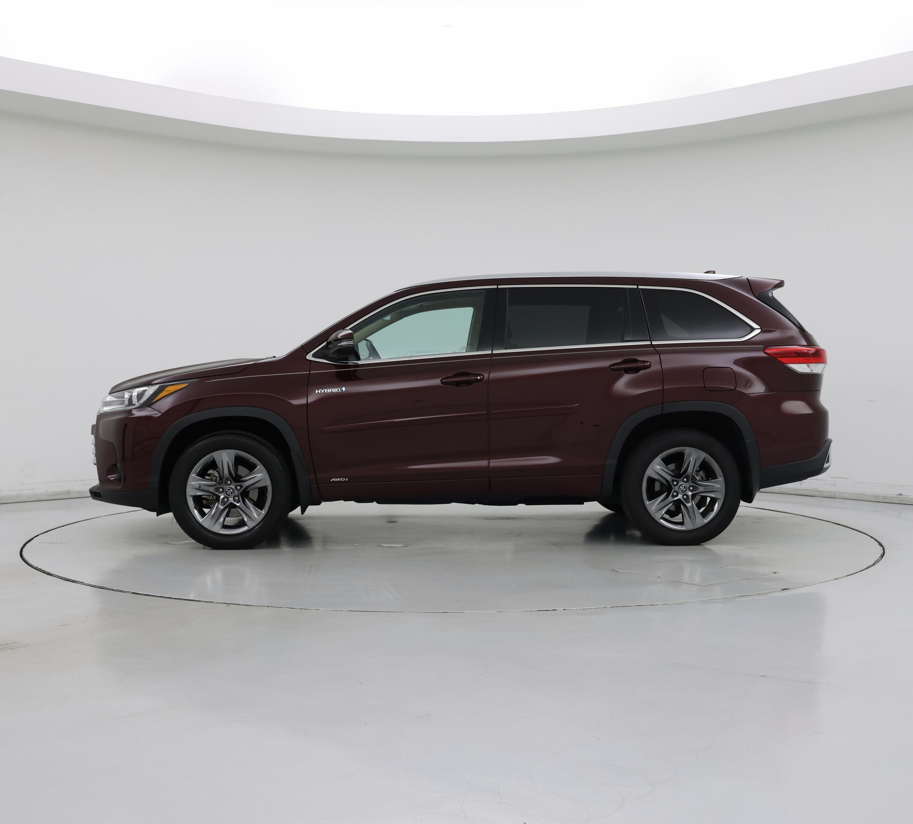 Thumbnail: 2019 Toyota Highlander - 3