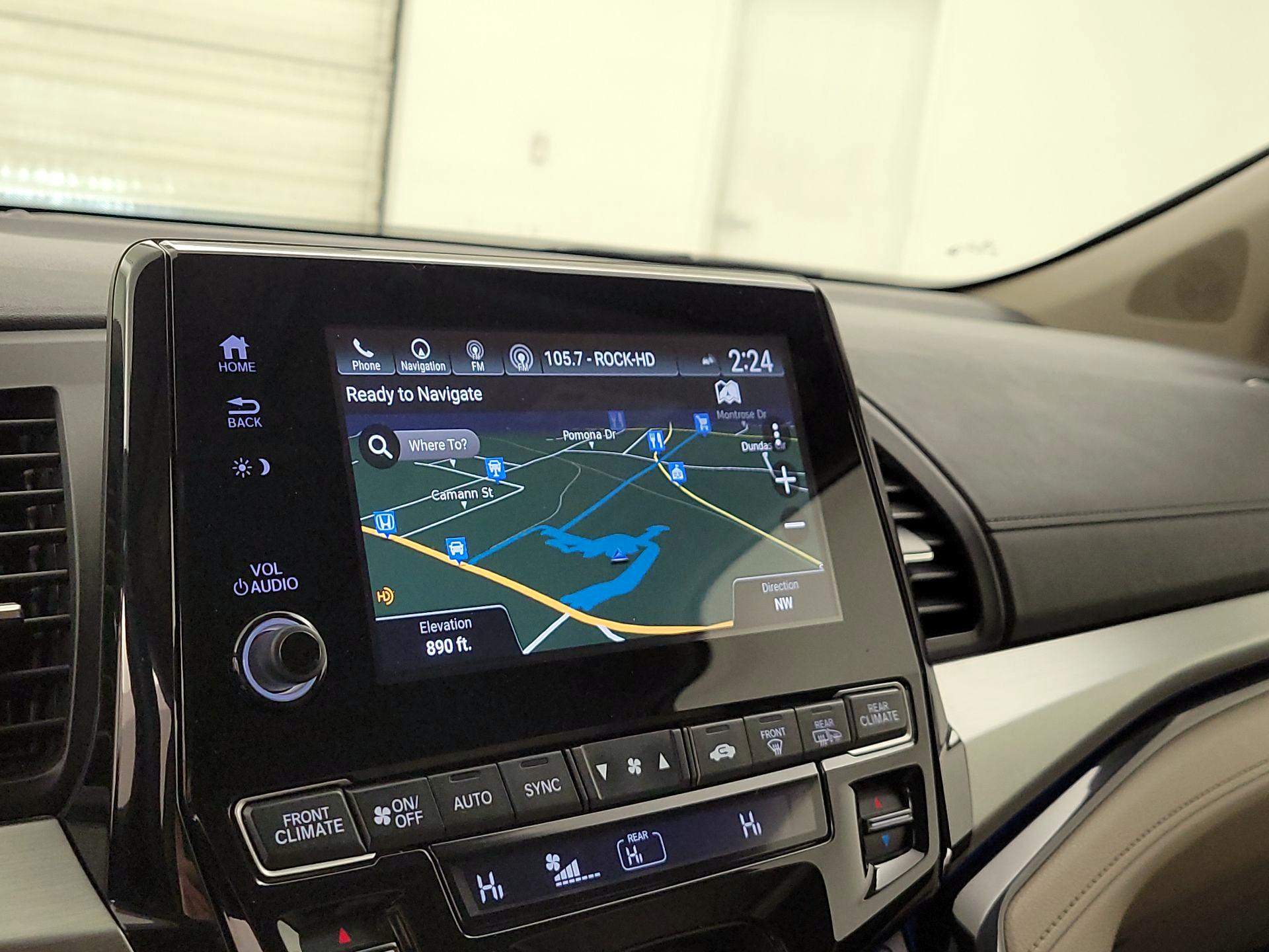 Thumbnail: 2018 Honda Odyssey - 14