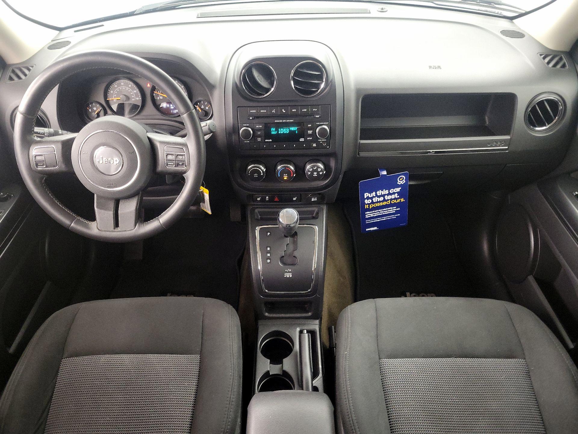 Thumbnail: 2016 Jeep Patriot - 9