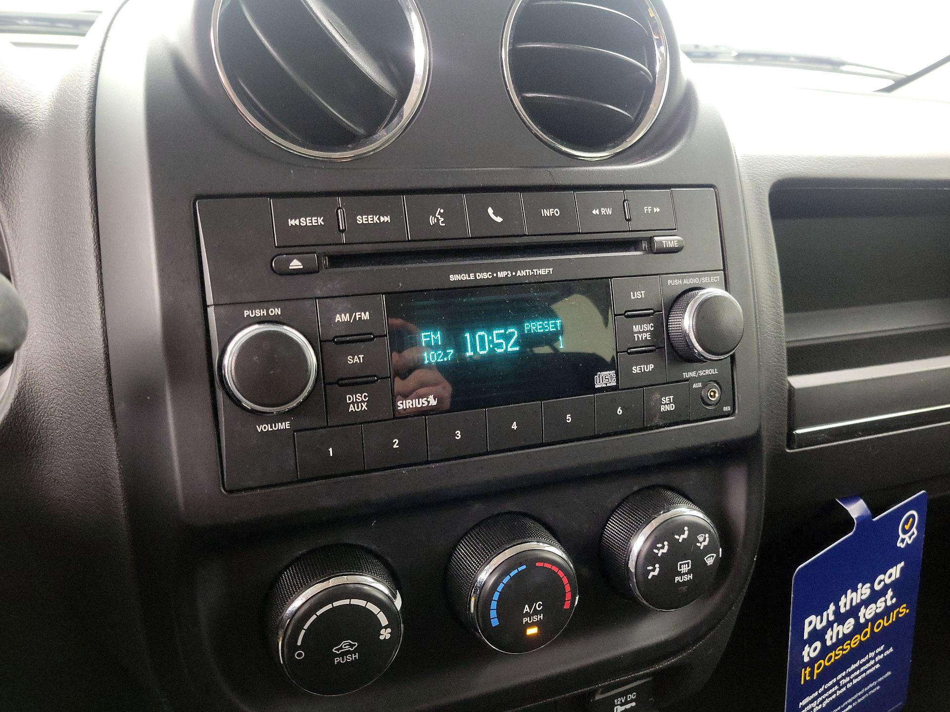 Thumbnail: 2016 Jeep Patriot - 13