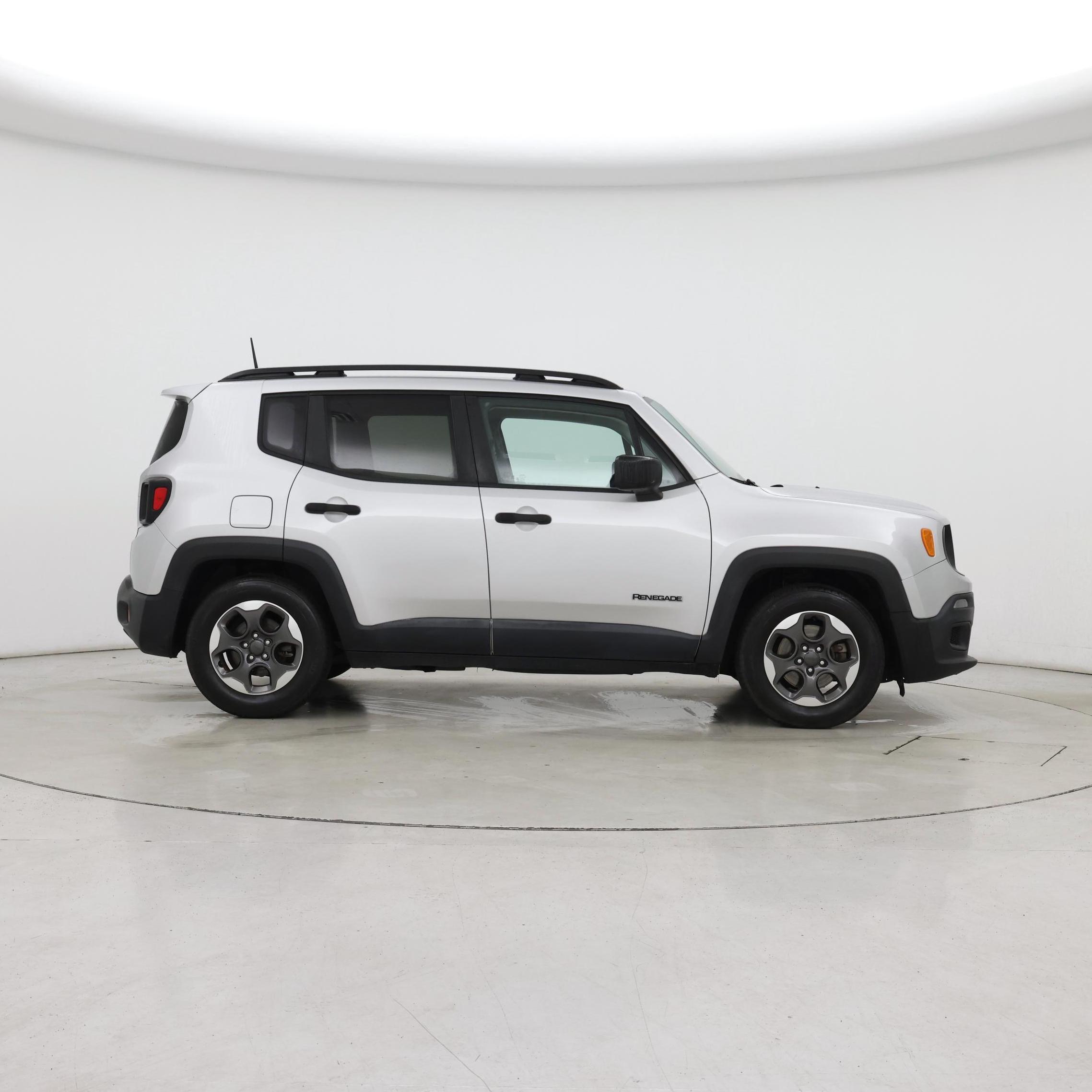 Thumbnail: 2017 Jeep Renegade - 7