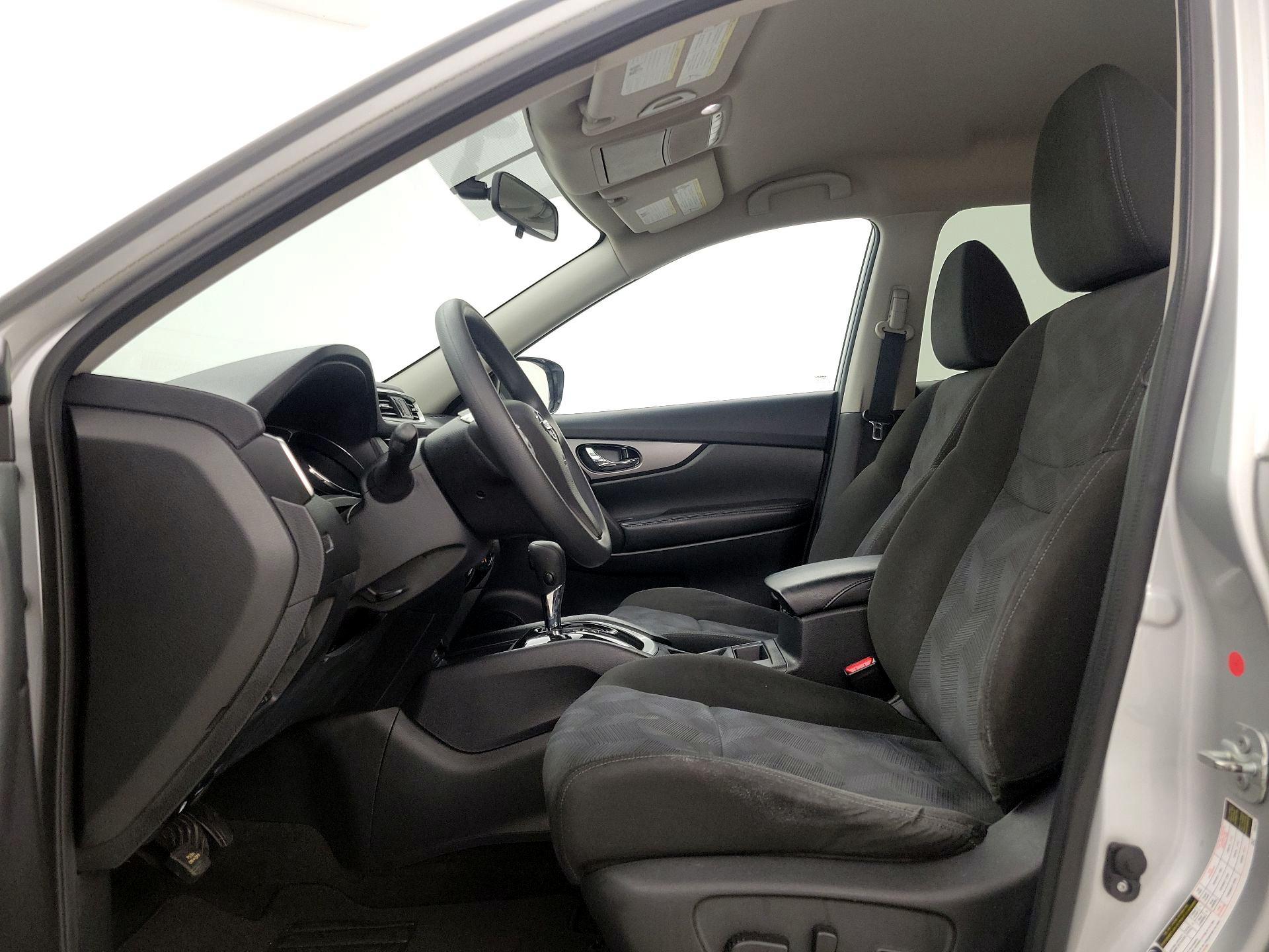 Thumbnail: 2016 Nissan Rogue - 11