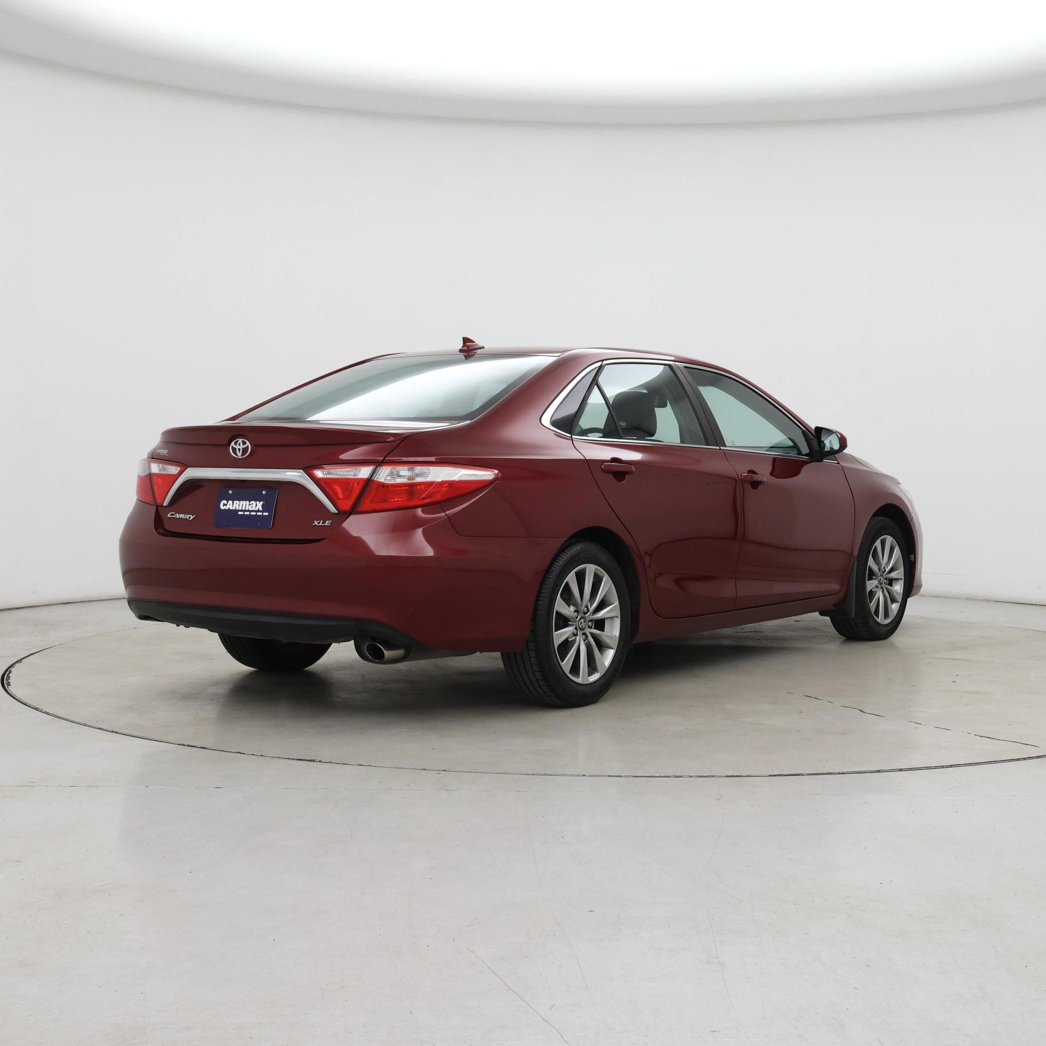 Thumbnail: 2016 Toyota Camry - 8