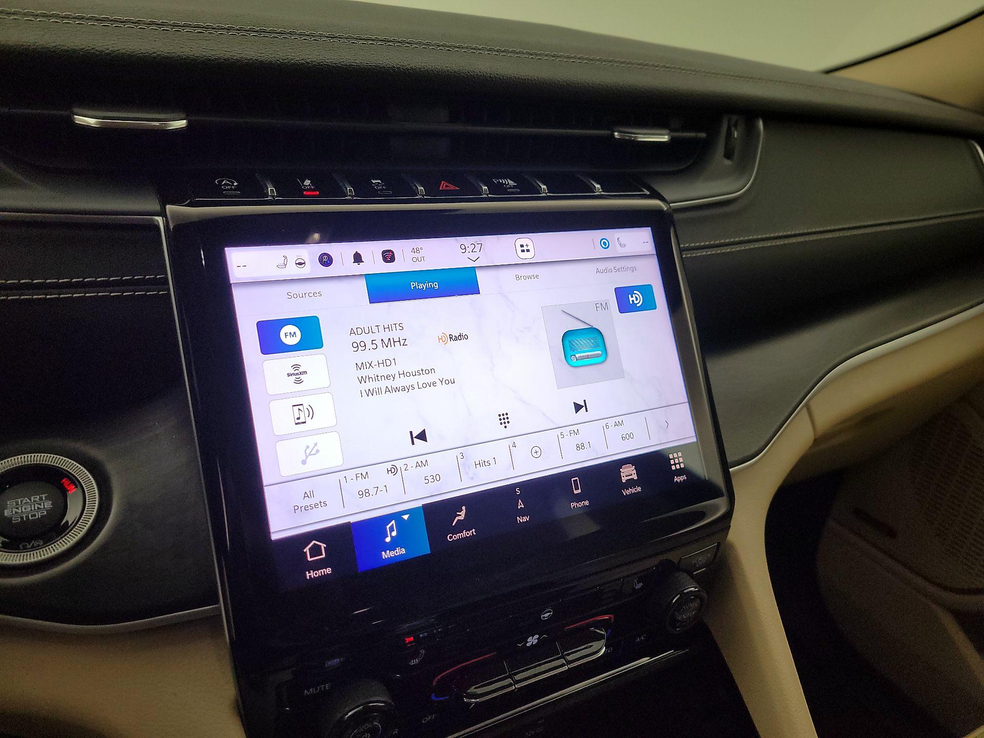 Thumbnail: 2021 Jeep Grand Cherokee L - 16