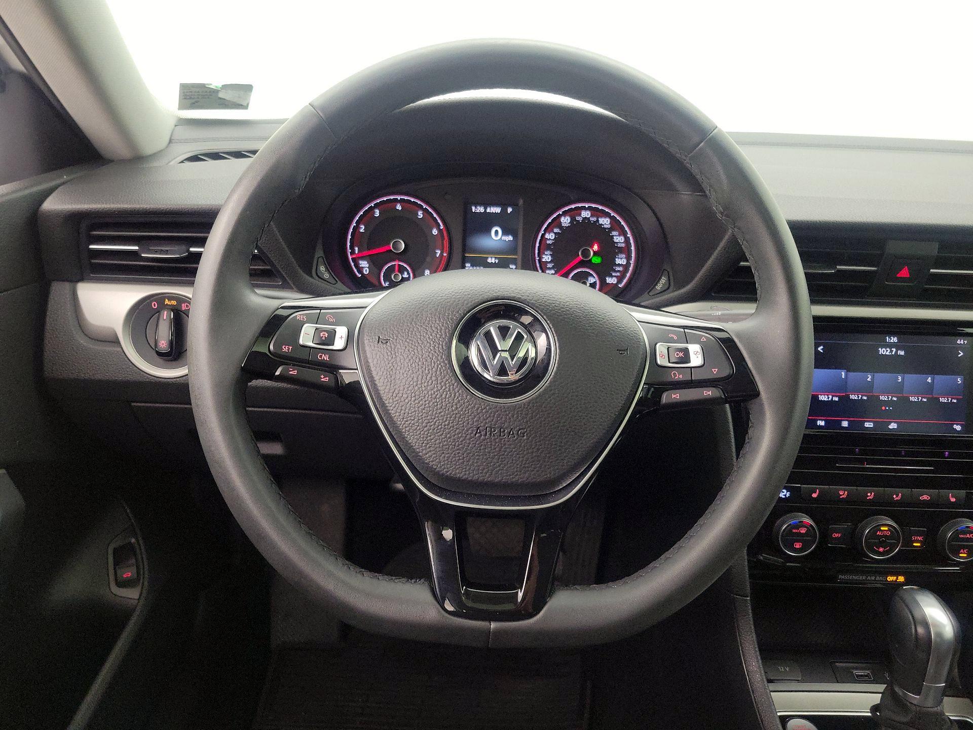 Thumbnail: 2021 Volkswagen Passat - 10