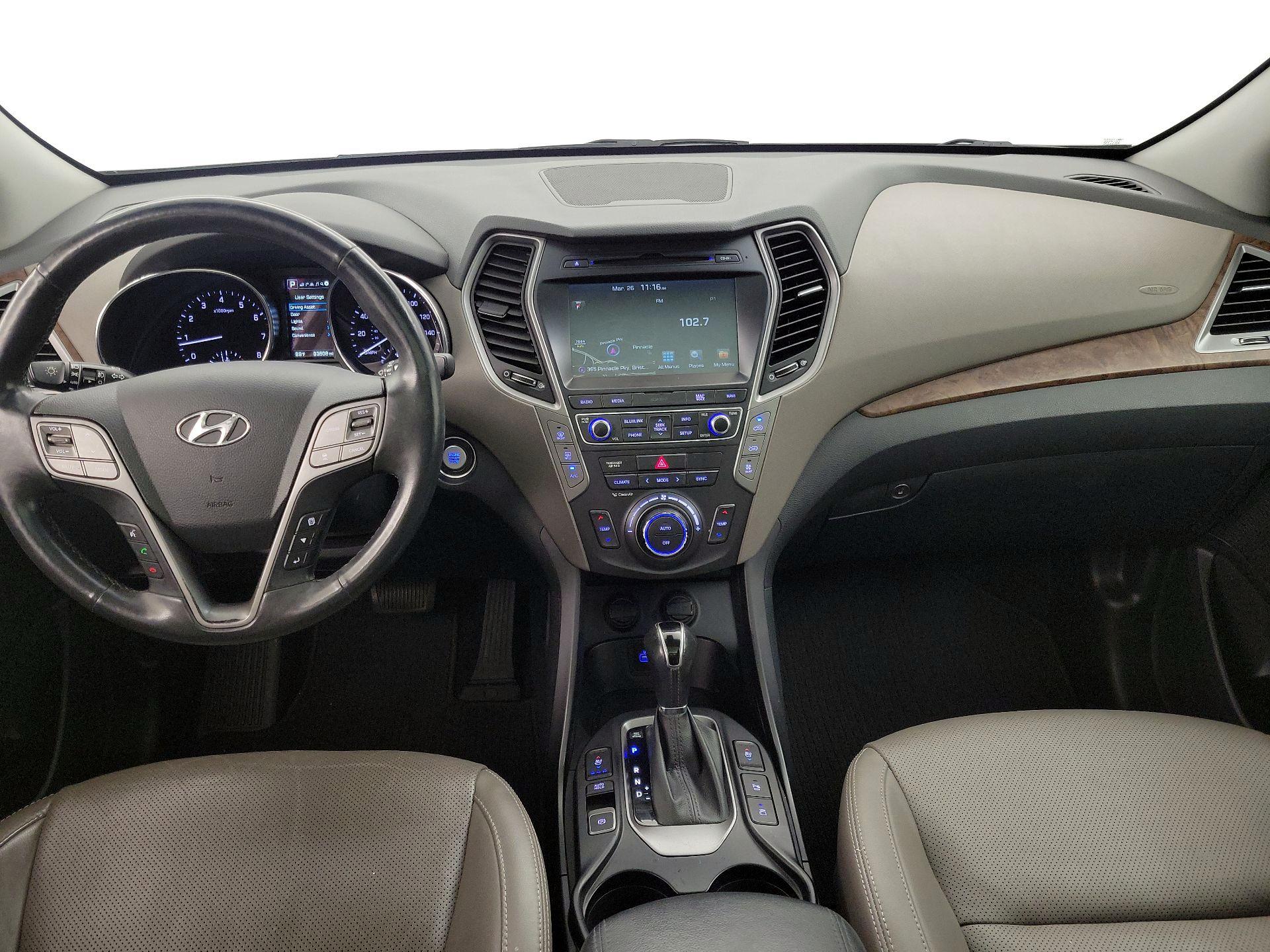 Thumbnail: 2017 Hyundai Santa Fe - 9